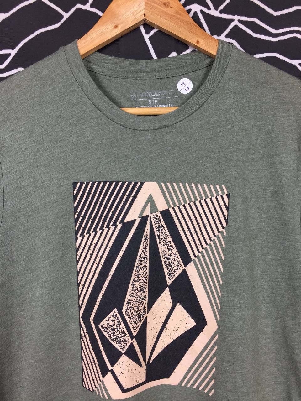 Vintage × Volcom Volcom Skateboards Geometric Big Logo Tee Size US S / EU 44-46 / 1 - 3 Thumbnail