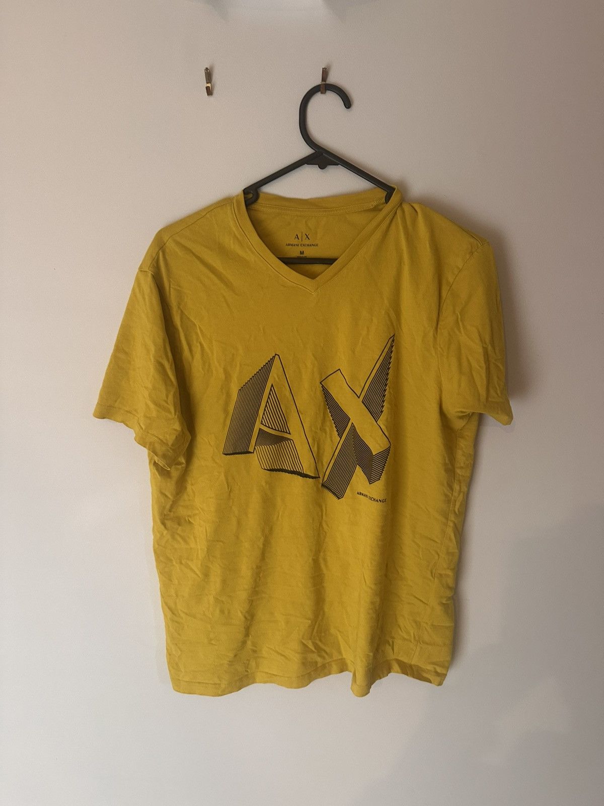 Armani Exchange Armani Yellow V-Neck Tee Size US S / EU 44-46 / 1 - 1 Thumbnail