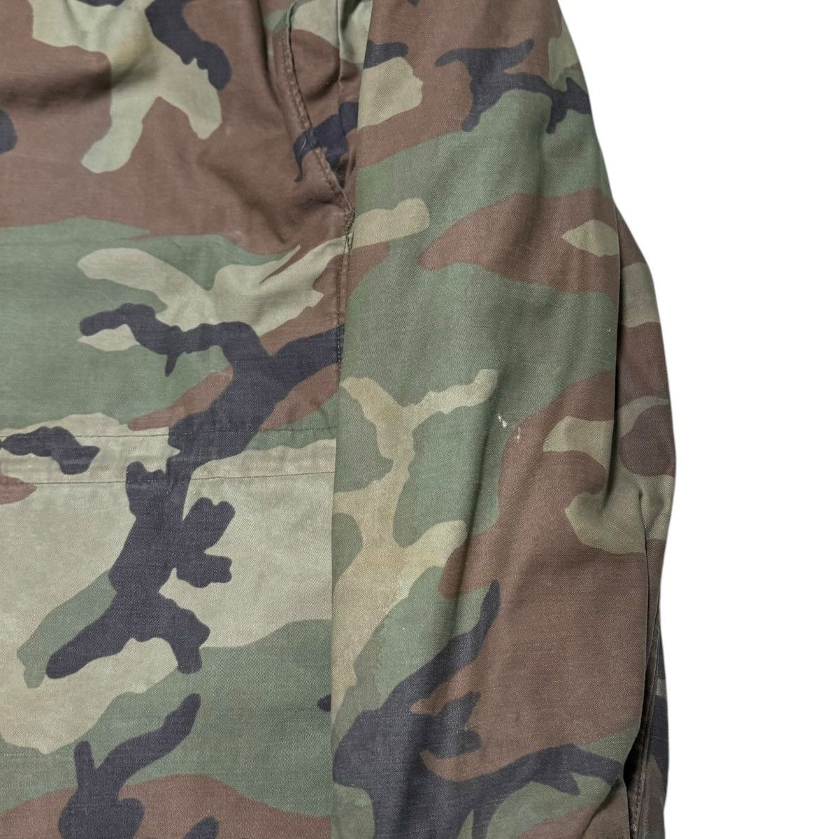 Vintage Vintage Cold Weather Field Camouflage Coat Men’s Medium Long Size US M / EU 48-50 / 2 - 6 Thumbnail