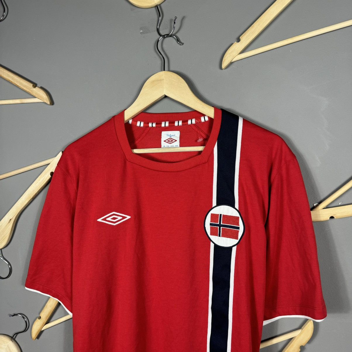 Umbro Umbro Norway 2012-13 Home Soccer Jersey Size US XXL / EU 58 / 5 - 4 Thumbnail