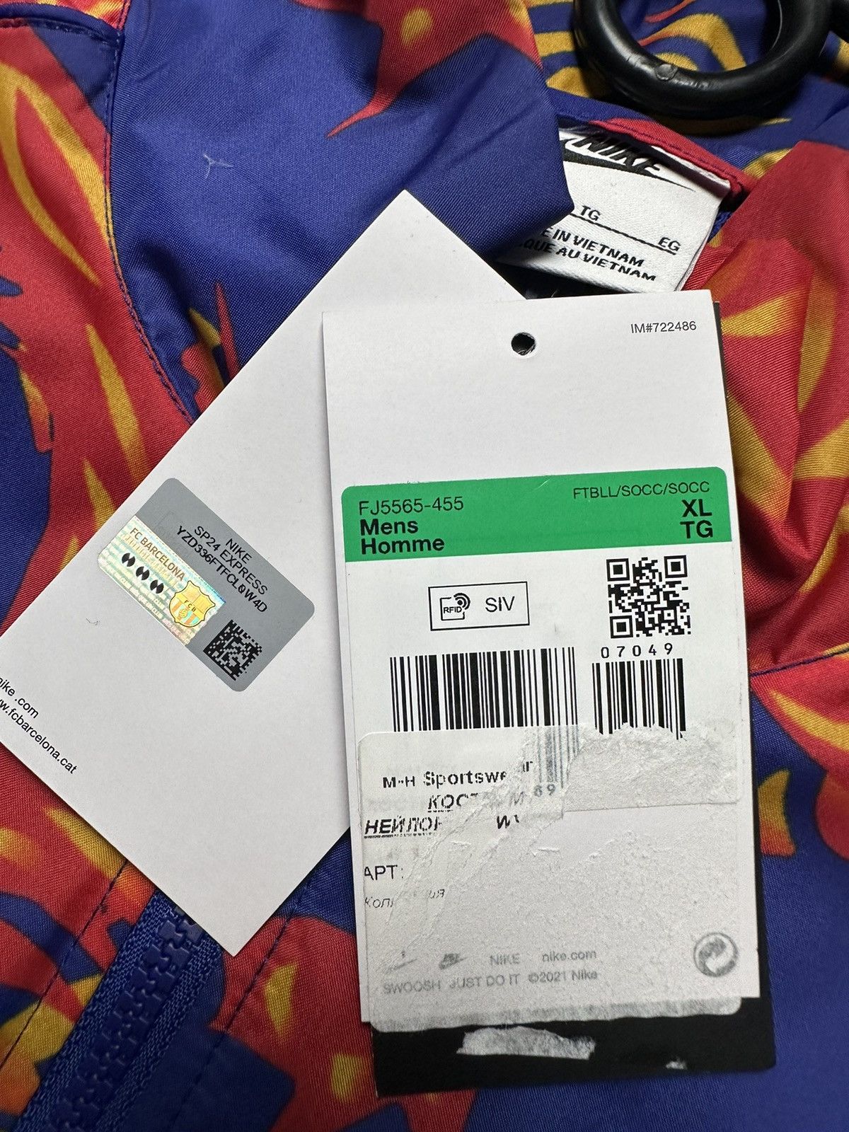 Nike Barcelona Nike tracksuit multicolor rare hawai rare size XL Size US XL / EU 56 / 4 - 4 Thumbnail