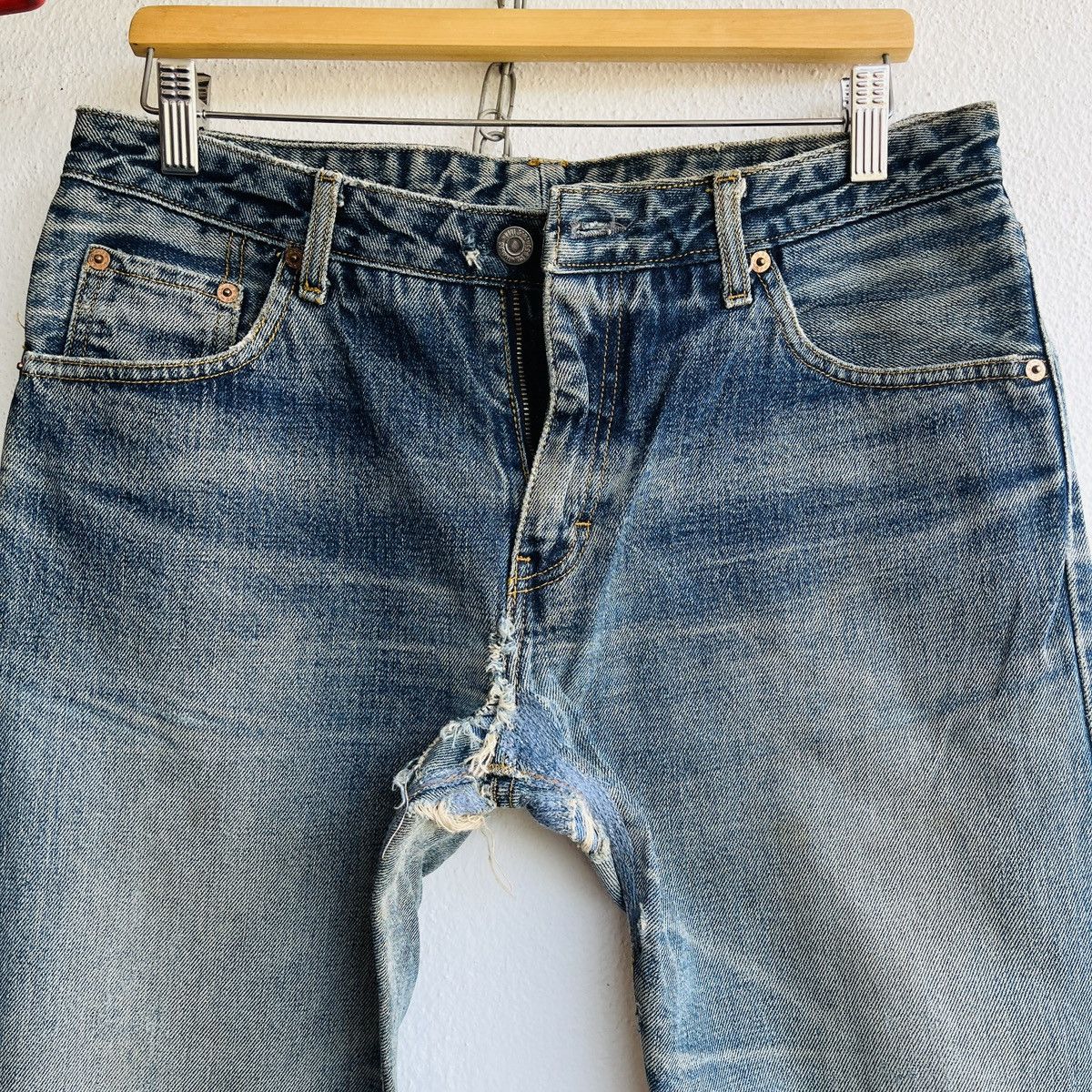Levi's Vintage Levi's R Tag Distresse Selvedge Jeans Talon Zipper Size US 31 - 25 Thumbnail