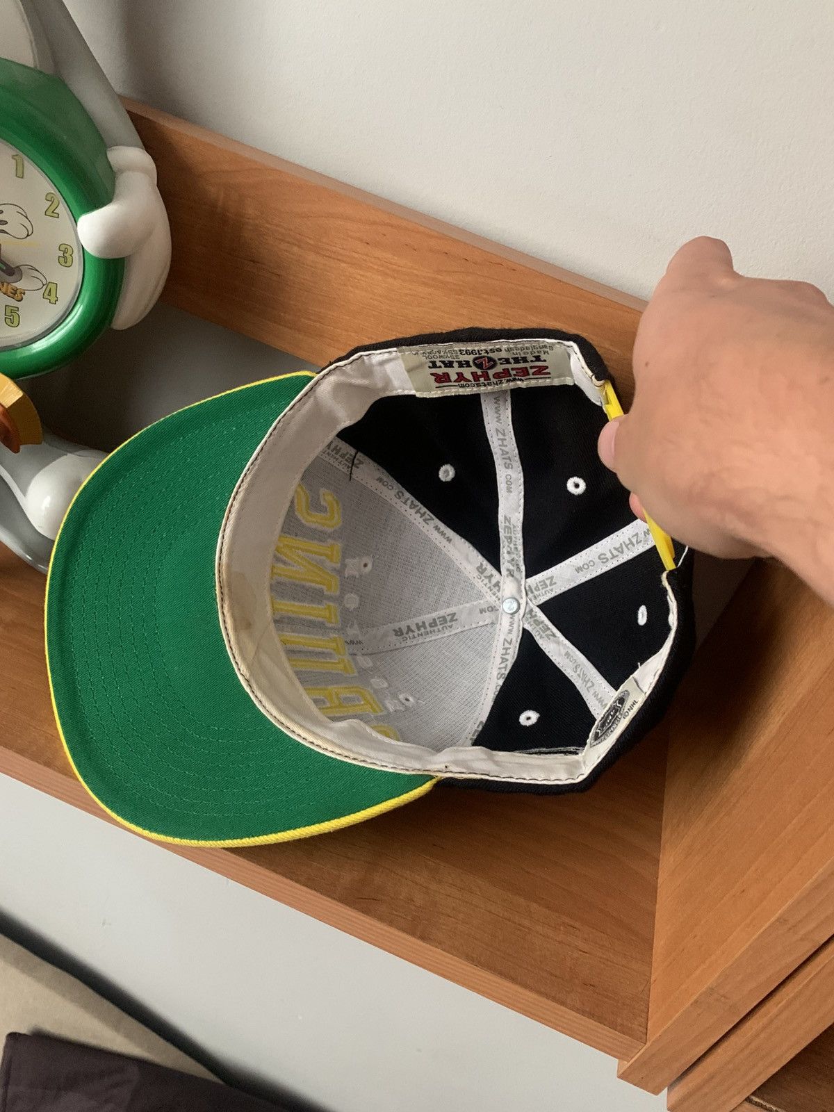 Zephyr 90s Vintage Zephyr NHL Boston Bruins Snapback Hat Size ONE SIZE - 5 Thumbnail