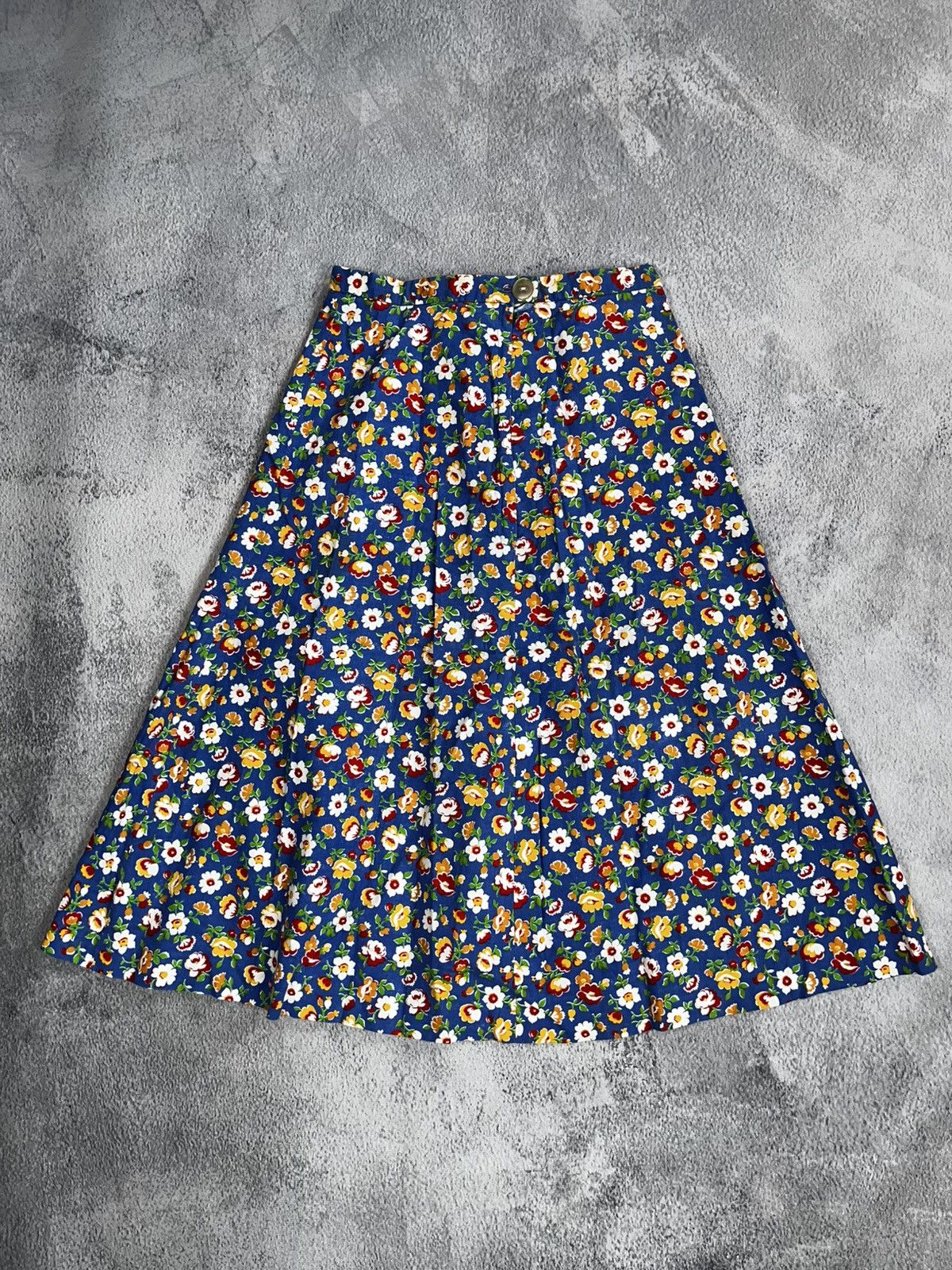 Vintage Vintage 90s floral printed midi skirt retro style streetwear Size 24" / US 00 / IT 34 - 1 Thumbnail