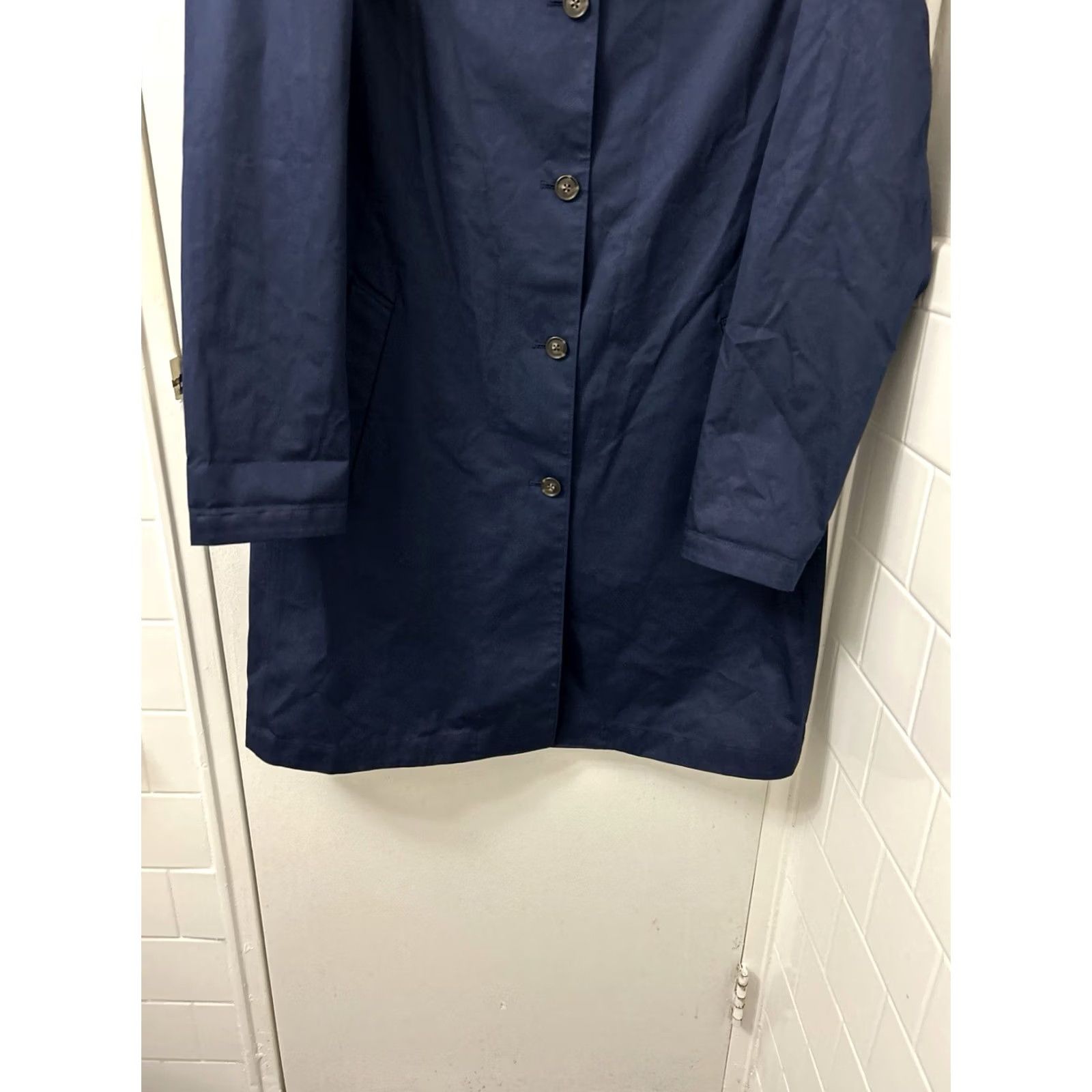 Uniqlo Uniqlo Trench Coat Womens Small Navy Blue Button Front Jacket L/S Polyester Blend Cotton Size S / US 4 / IT 40 - 3 Thumbnail