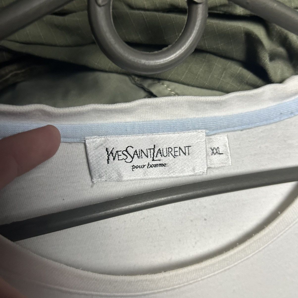 Yves Saint Laurent Luxury Yves Saint Laurent small logo designer basic tee Size US XL / EU 56 / 4 - 4 Thumbnail