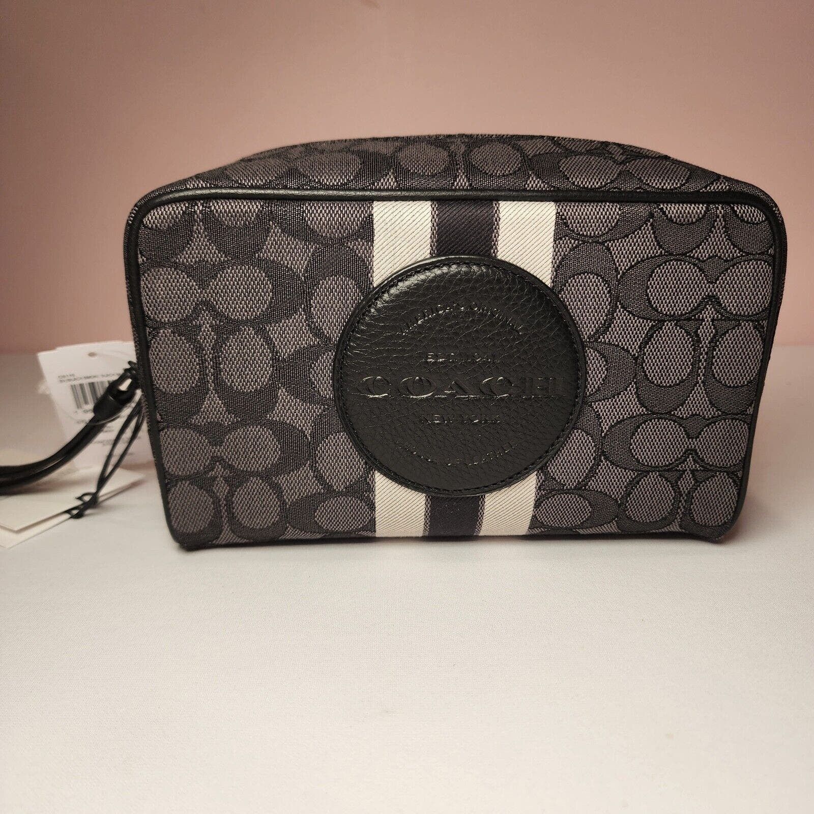 NWT Coach Dempsey Boxy Cosmetic Case 20 outlet