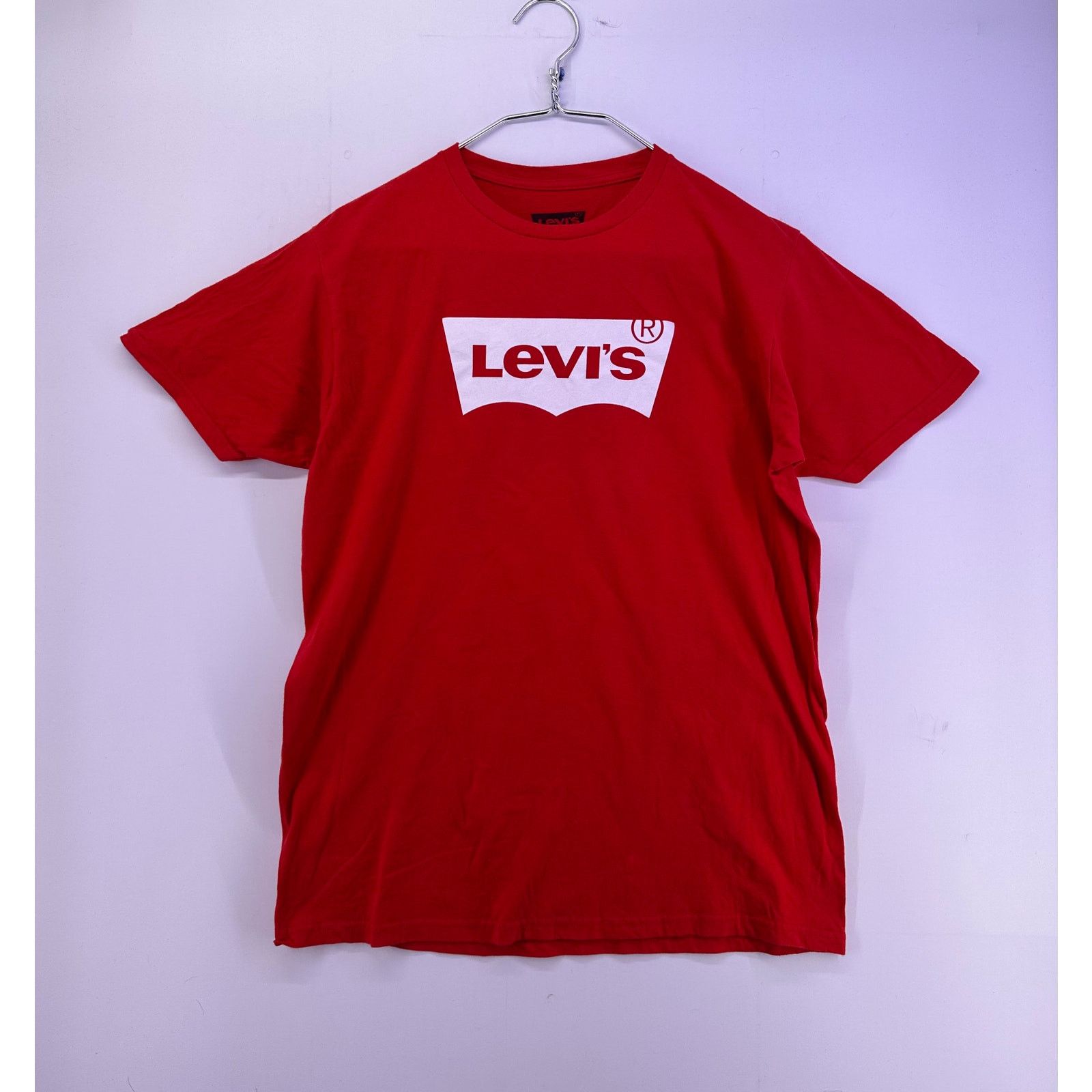Levi's Levi’s Red Tshirt White Print On the Chest Size US L / EU 52-54 / 3 - 1 Thumbnail