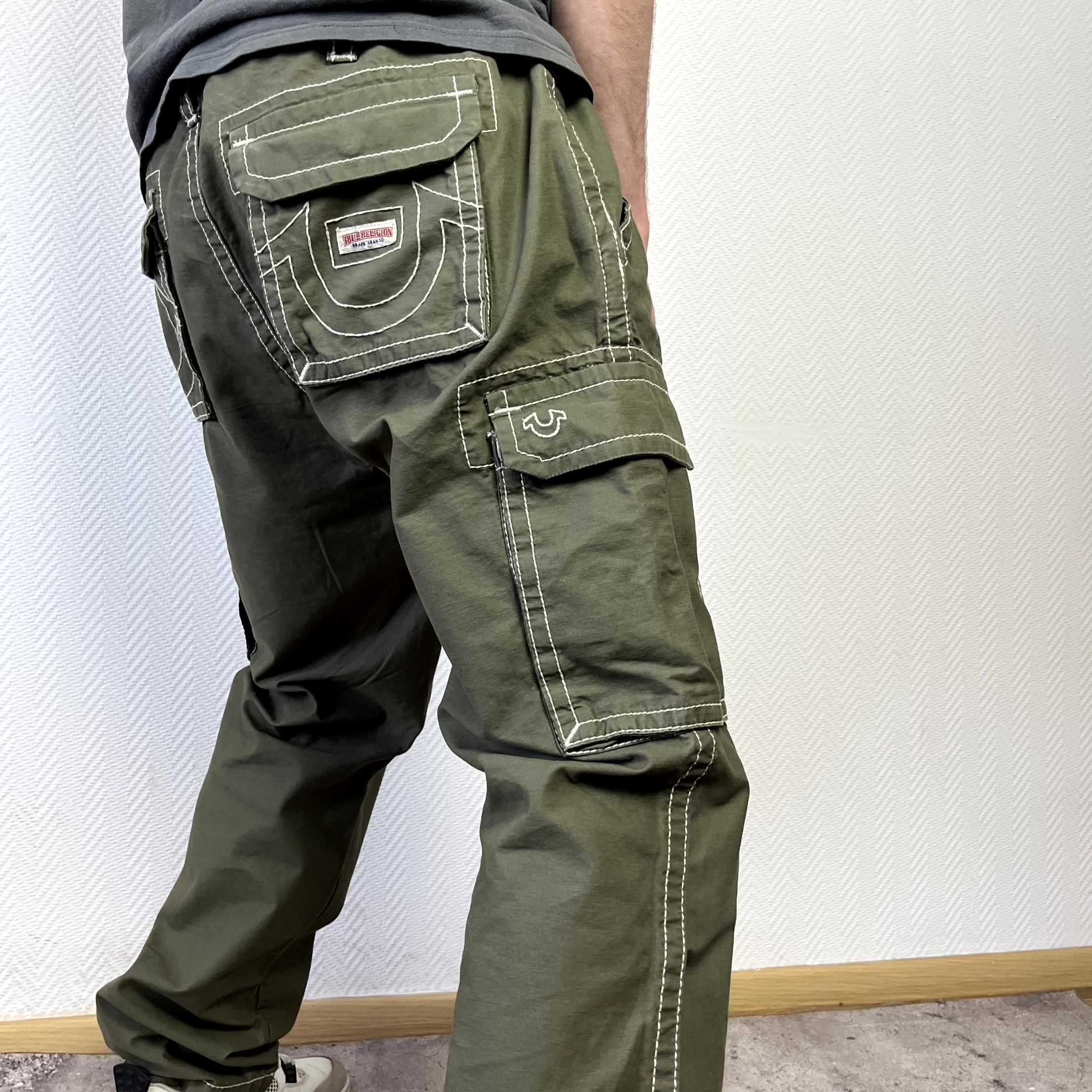 True Religion True Religion Cargo Green Khaki Pants Big T Size 38 2XL Size US 38 / EU 54 - 16 Thumbnail