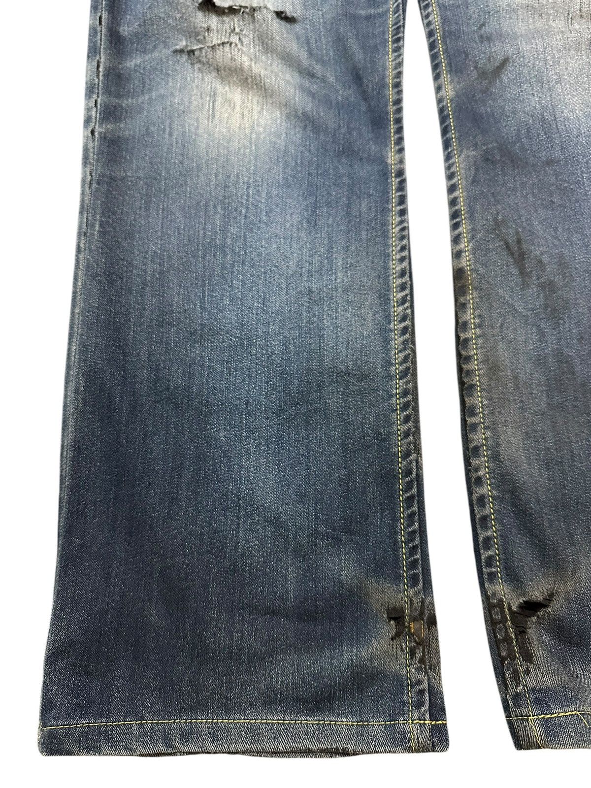 Japanese Brand Vintage Japanese Brand Blue Faded Wash Distress Style Jeans Size US 32 / EU 48 - 7 Thumbnail