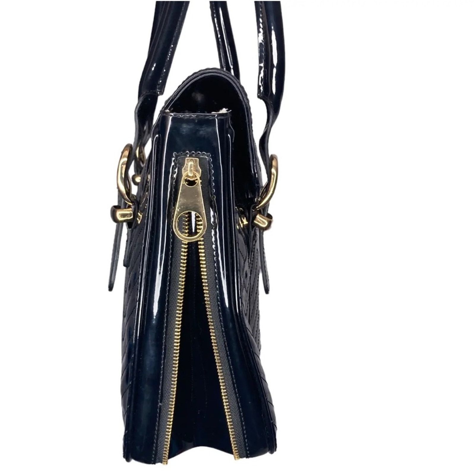Ted Baker Ted Baker London Black Patent PVC Quilted Gold Buckle Purse Size ONE SIZE - 11 Thumbnail