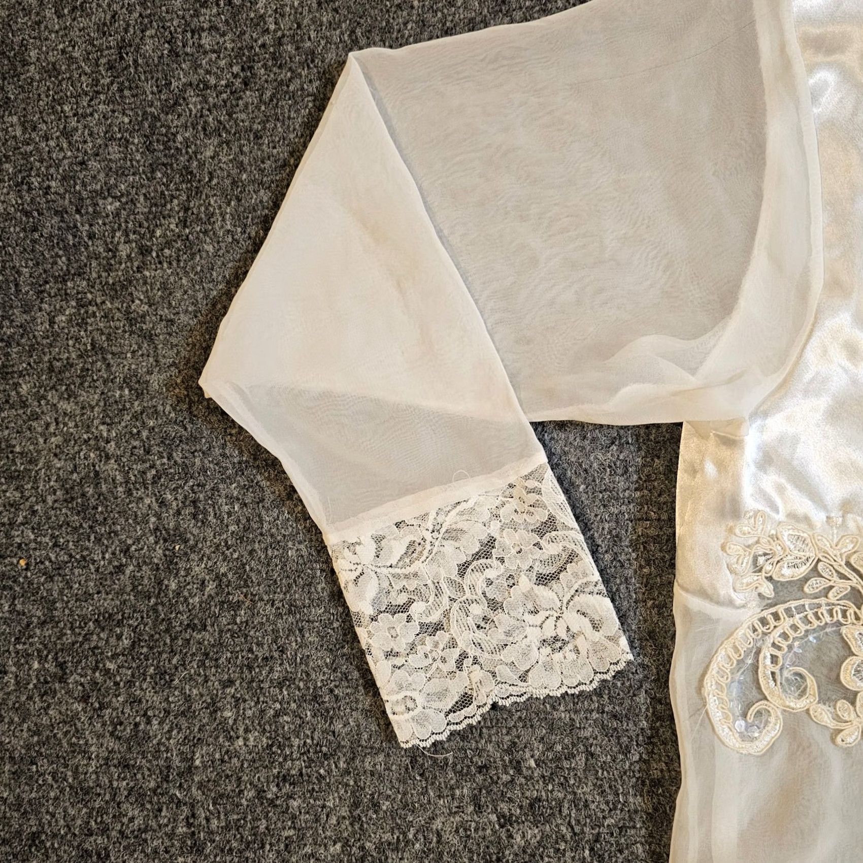 Vintage Cacique Nightgown Women Small White Satin Sheer Lace Bridal Y2K Vintage Shirt Dress Womens Lingerie 90s Theatre Size ONE SIZE - 5 Thumbnail
