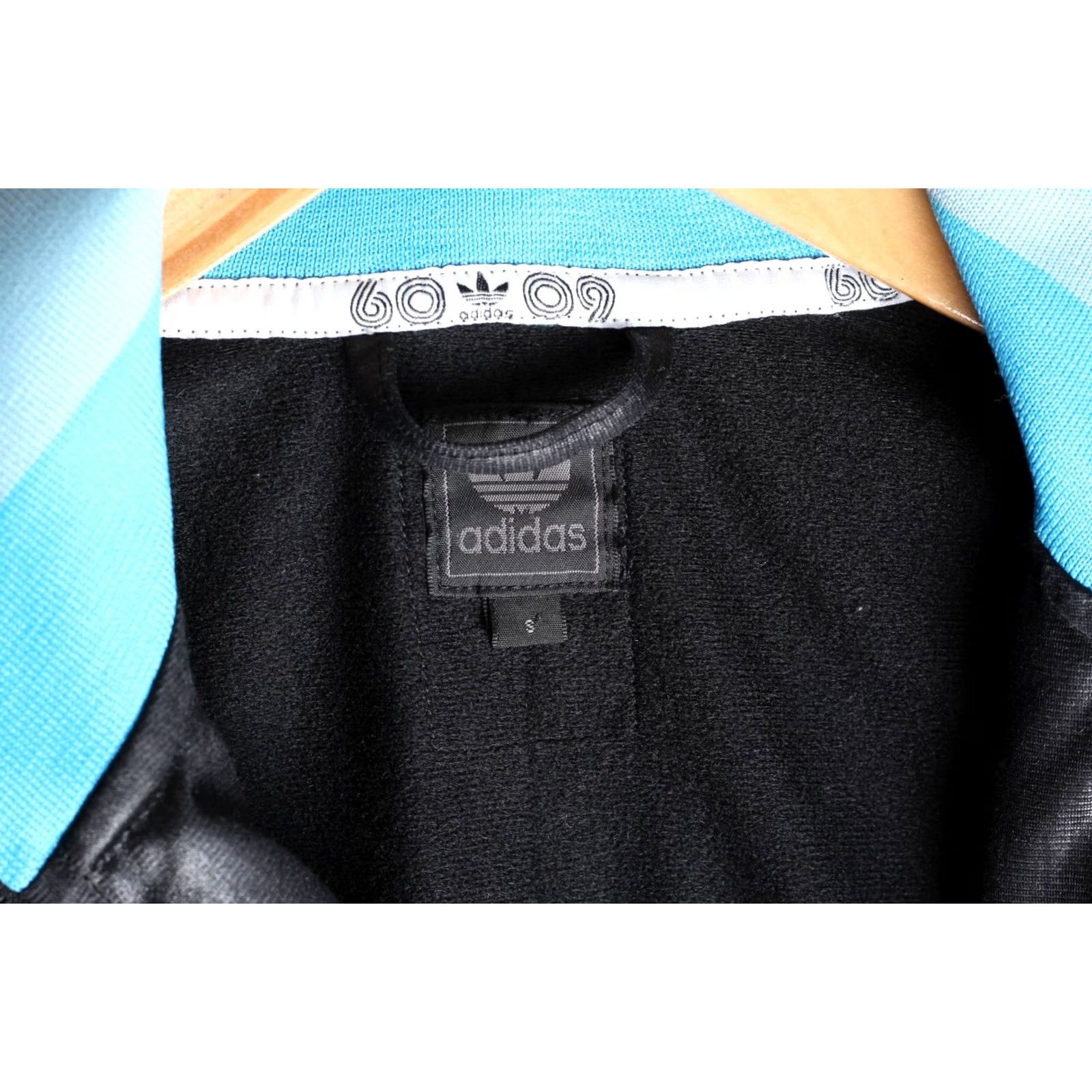 Adidas ADIDAS Track Jacket Men Size S Chile 62 Tracksuit Top VR2675 Black Tracksuit Top Jacket Size S Men Color Black Size 36R - 7 Thumbnail