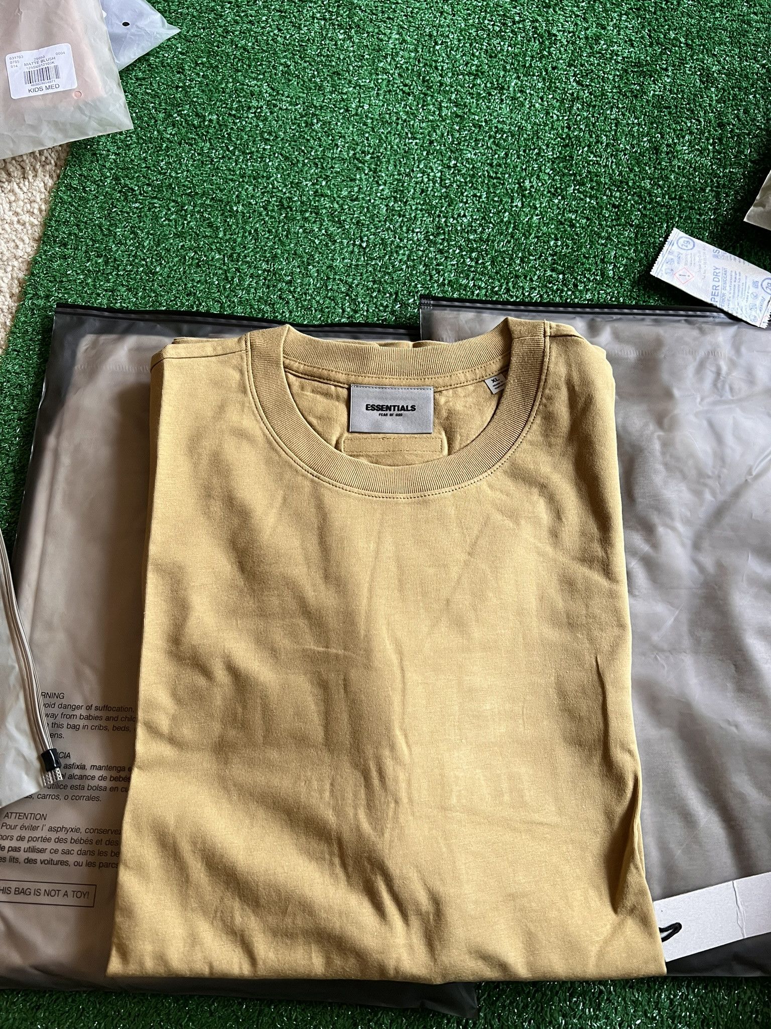 Essentials × Fear of God Fear of God ESSENTIALS Tee Amber FW 21' Size US XL / EU 56 / 4 - 6 Thumbnail