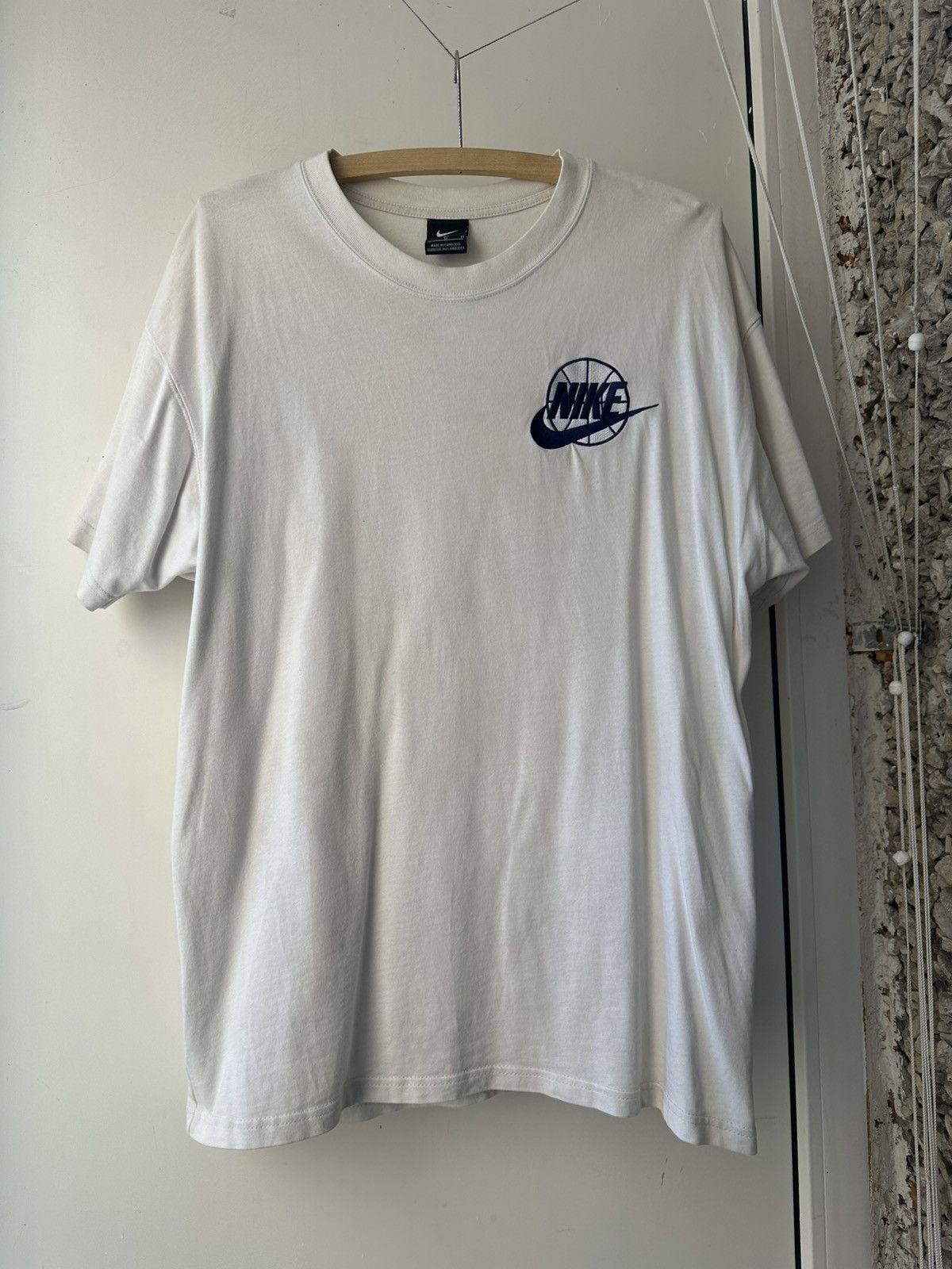Nike Vintage Nike Basketball Stars T-Shirt Size US L / EU 52-54 / 3 - 3 Thumbnail