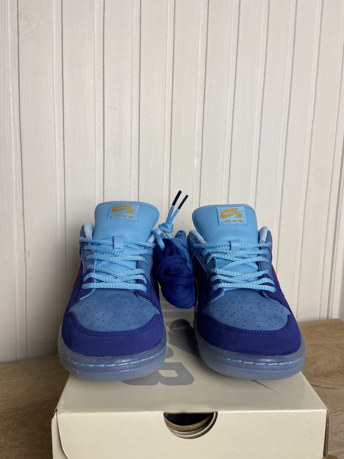 Nike New Nike SB Dunk Low "Run The Jewels" Size 9US Authentic Size US 9 / EU 42 - 3 Thumbnail