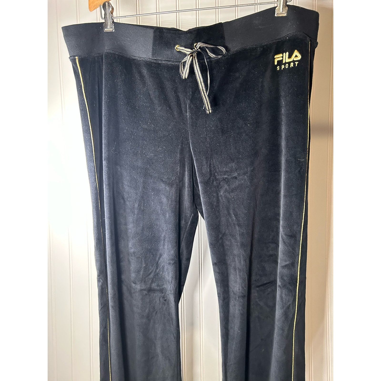 Fila Fila Sport Track Pants Black Velour XL 90’s Vintage Size 36" / US 14 / IT 50 - 9 Thumbnail