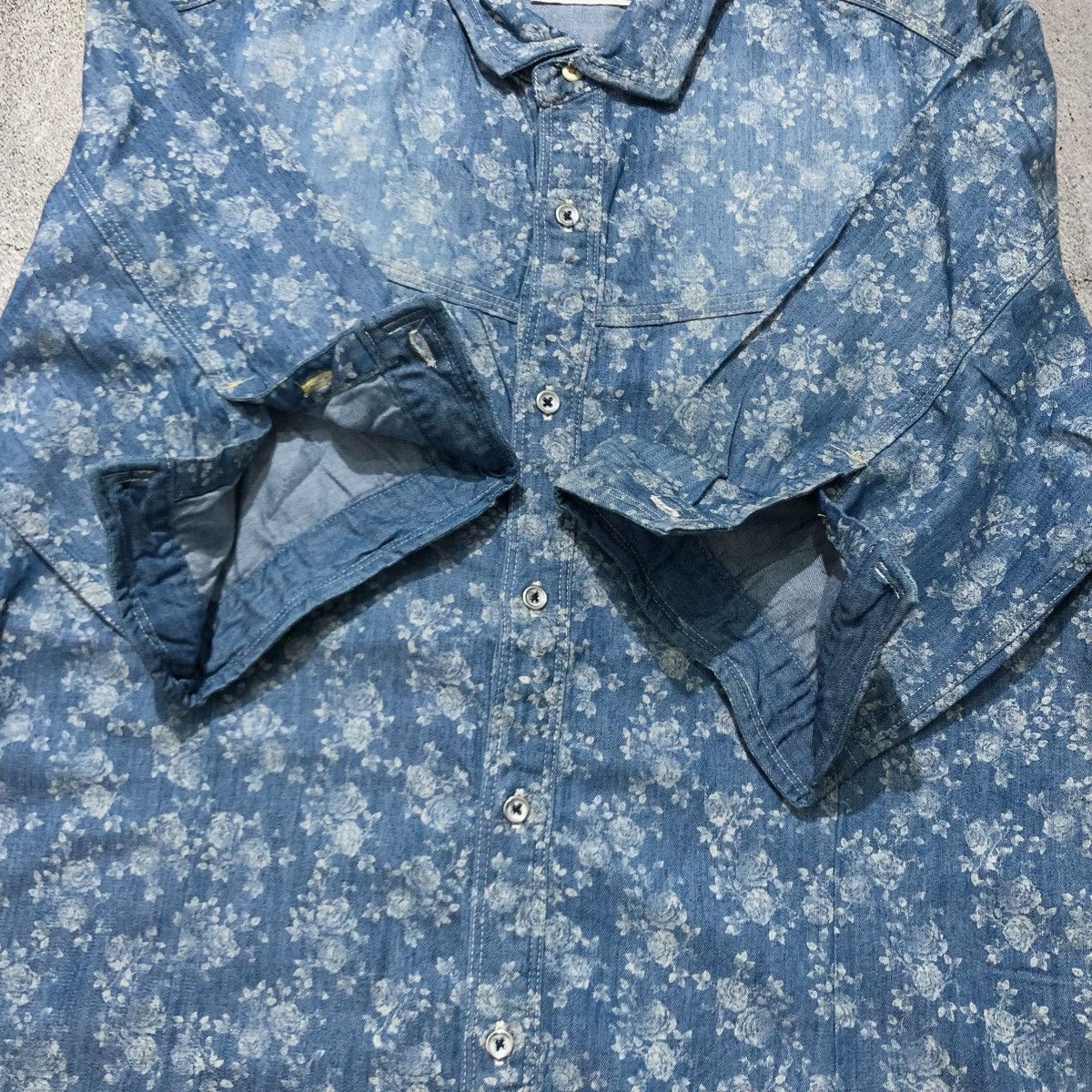 Nicole Club 2000s Nicole Club For Men Floral Motif Button Up Shirt Size US L / EU 52-54 / 3 - 11 Thumbnail