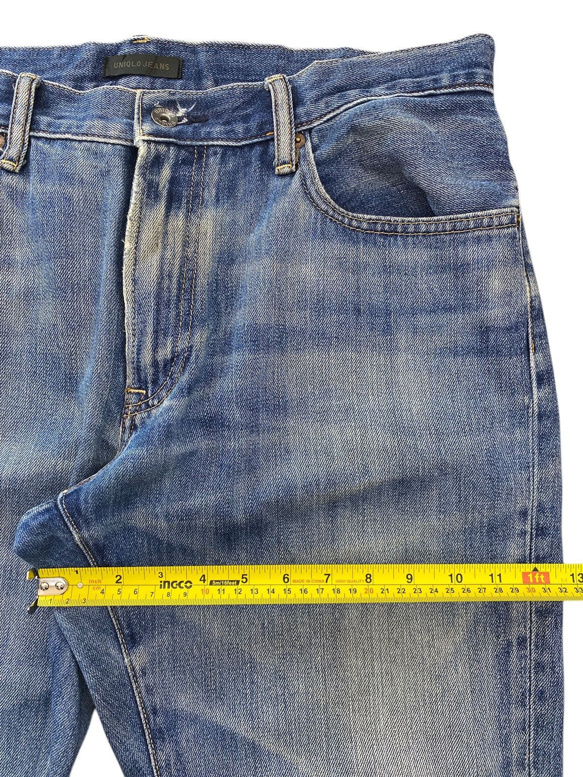 Uniqlo Uniqlo Blue Wash Style Straight Leg Jeans Size US 35 - 7 Thumbnail