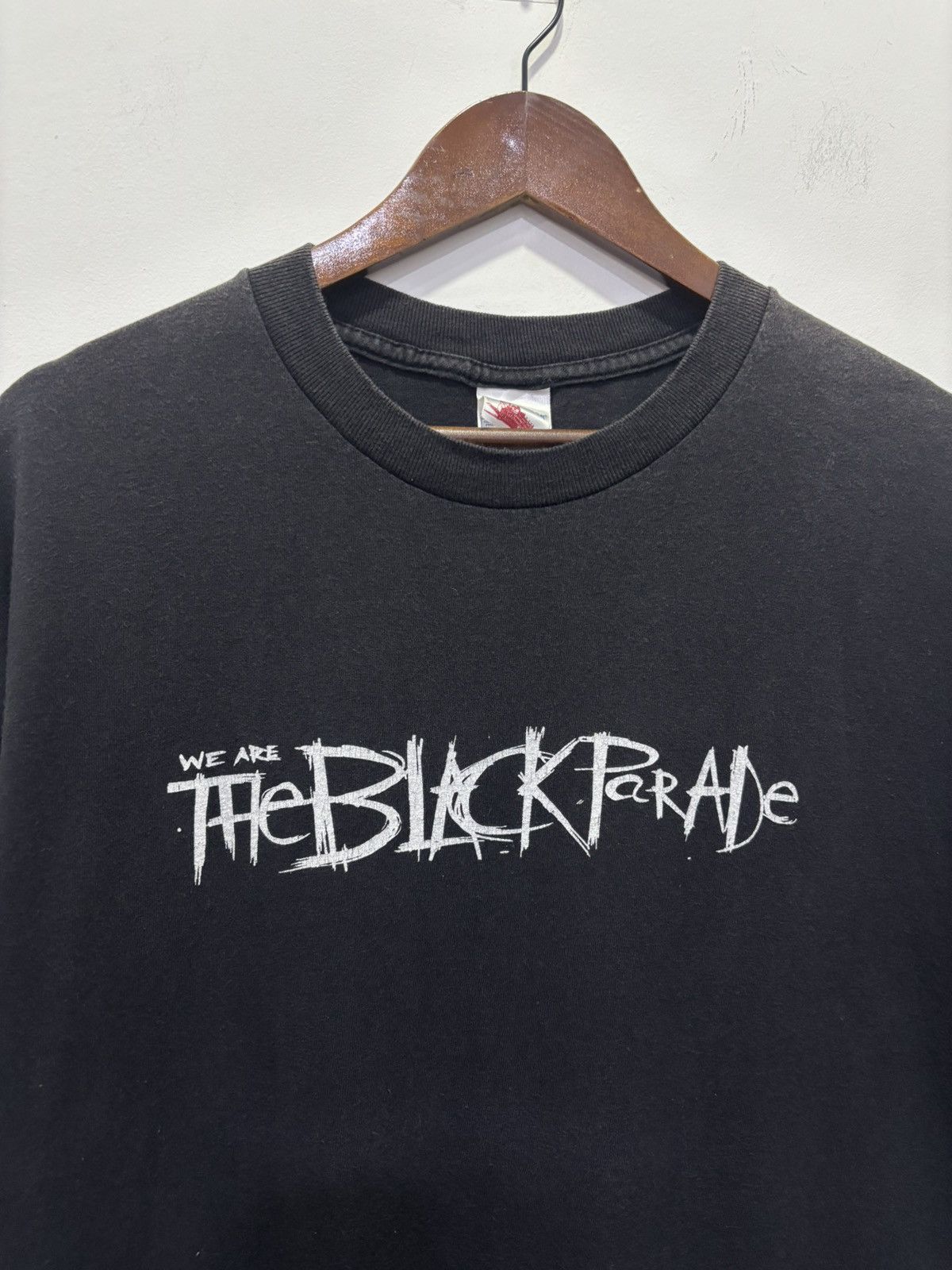 Band Tees Vintage My Chemical Romance The Black Parade Tshirt Size US L / EU 52-54 / 3 - 2 Thumbnail