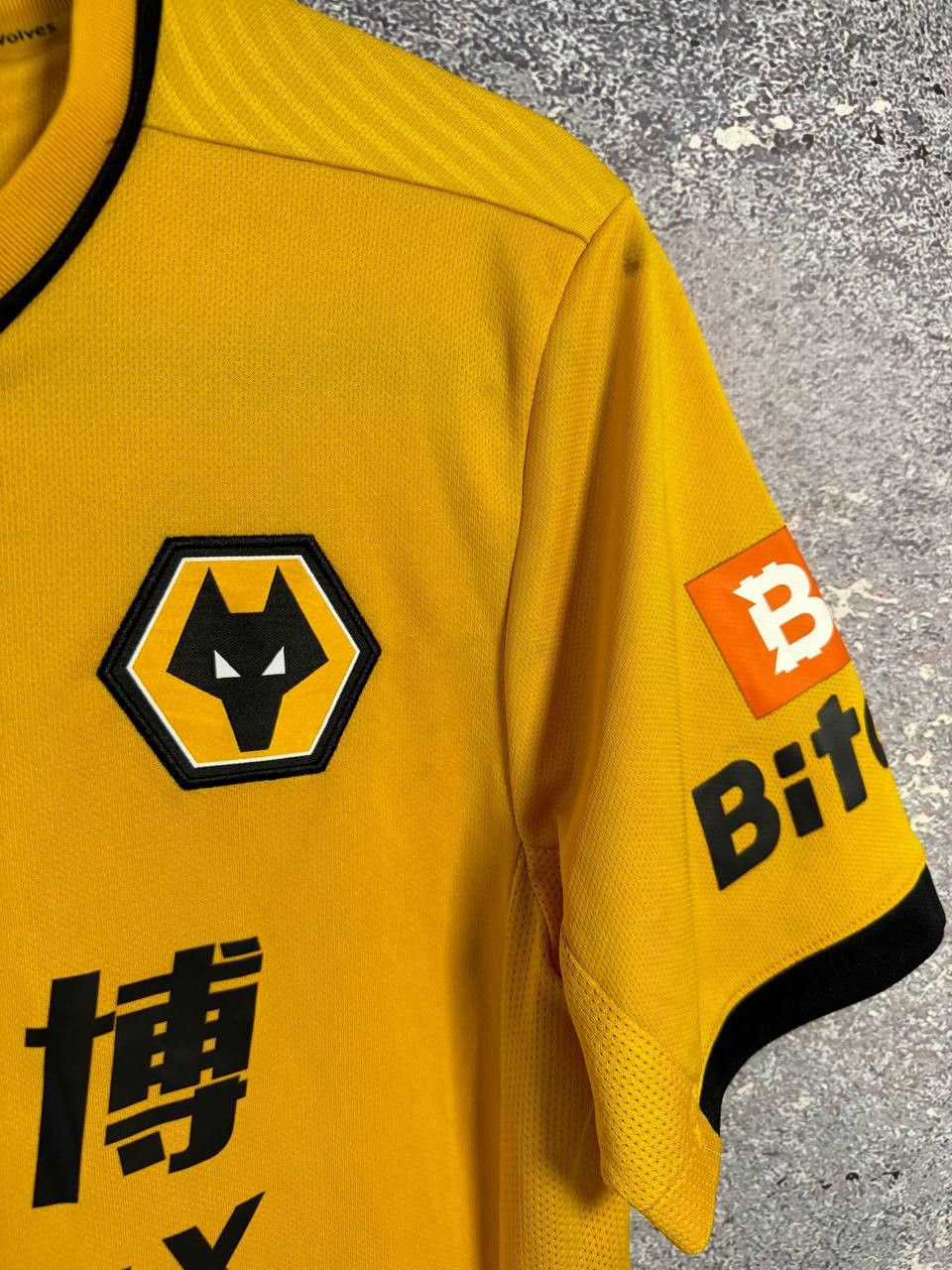 Castore × Vintage Vintage Wolverhampton 2021/22 Castore Soccer Jersey Size US S / EU 44-46 / 1 - 8 Thumbnail