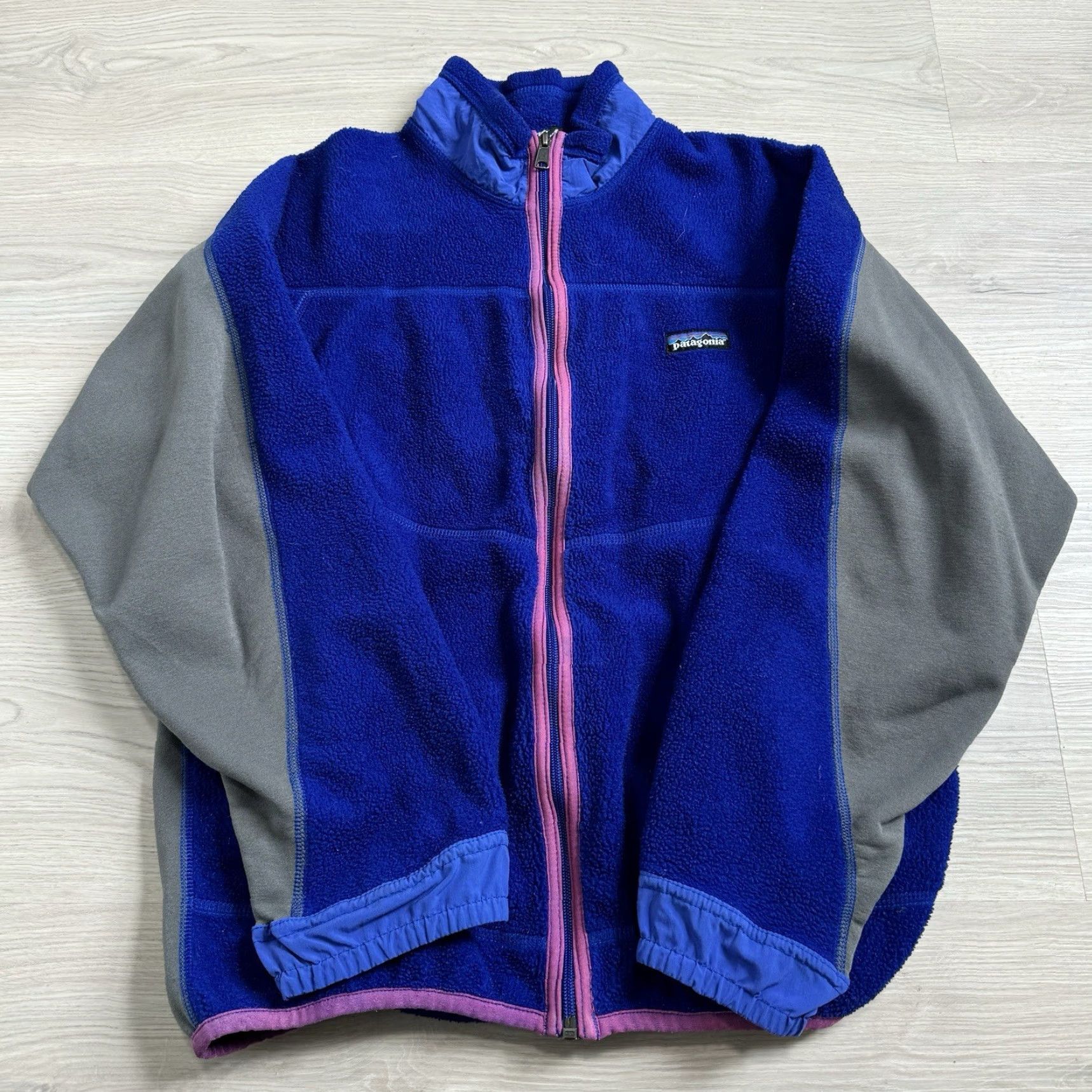 Patagonia VINTAGE Patagonia Deep Pile Blue Fleece Partial Eclipse Jacket USA Made Size M Jacket Mens 90s Retro Out… Size US M / EU 48-50 / 2 - 5 Thumbnail