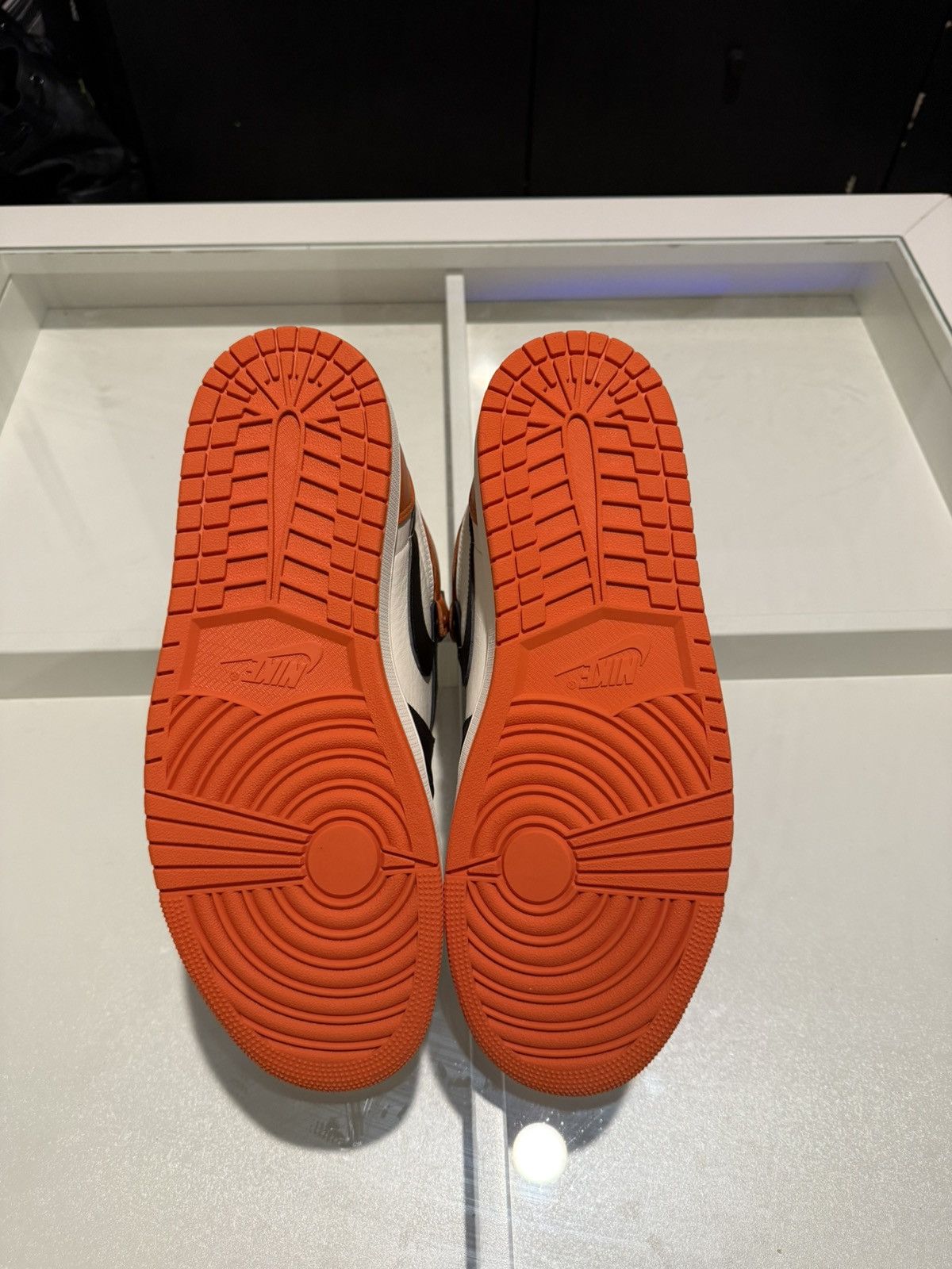 Jordan Brand Air Jordan 1 Retro Shattered Backboards 2025 Size US 14 / EU 47 - 5 Thumbnail