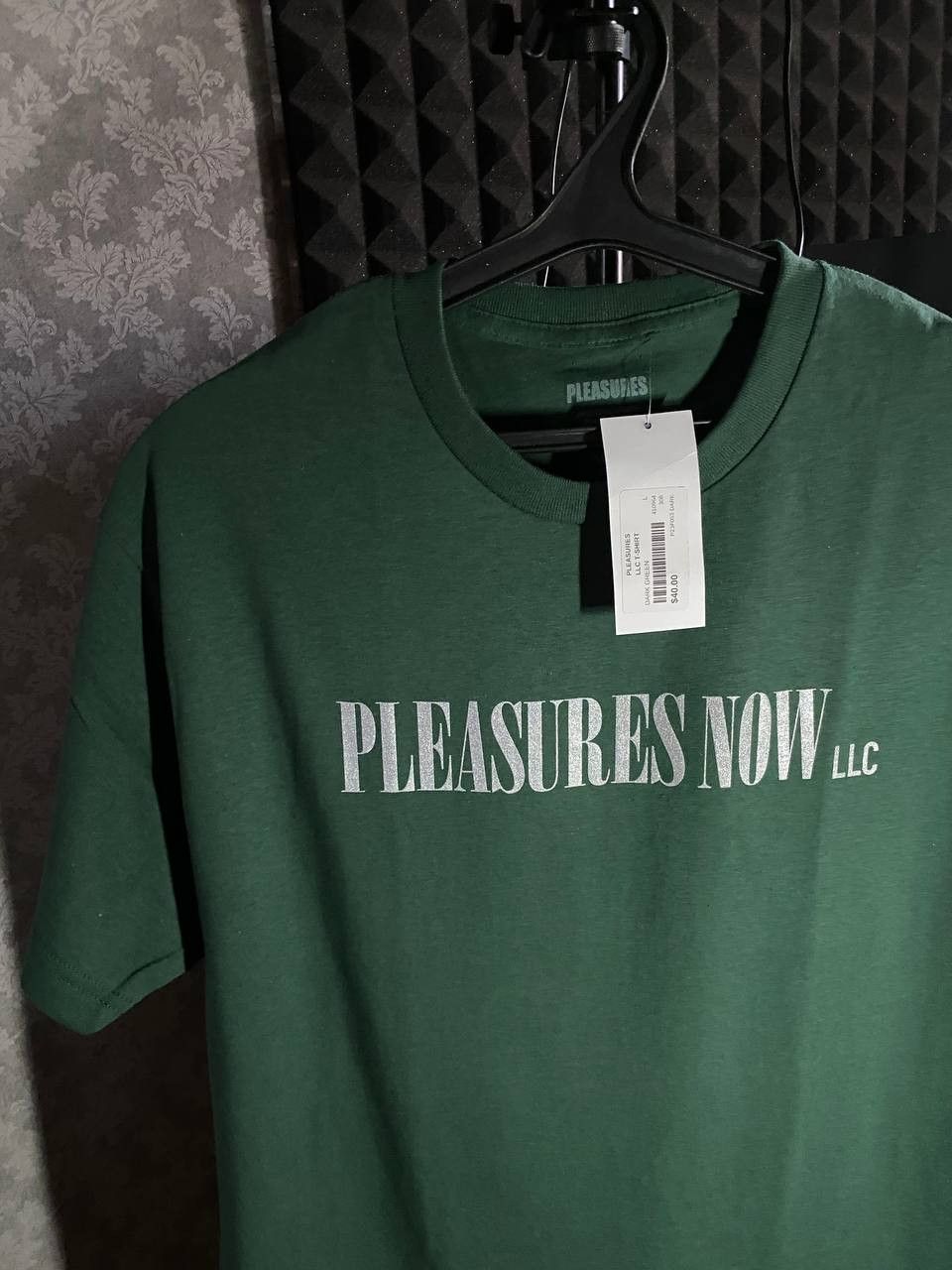 Pleasures Pleasures - Now Tee Size US M / EU 48-50 / 2 - 3 Thumbnail