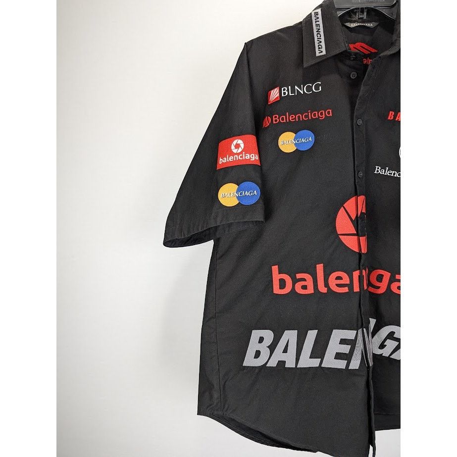 Balenciaga o1rshd1 Top League Shirt in Black Size US S / EU 44-46 / 1 - 6 Thumbnail