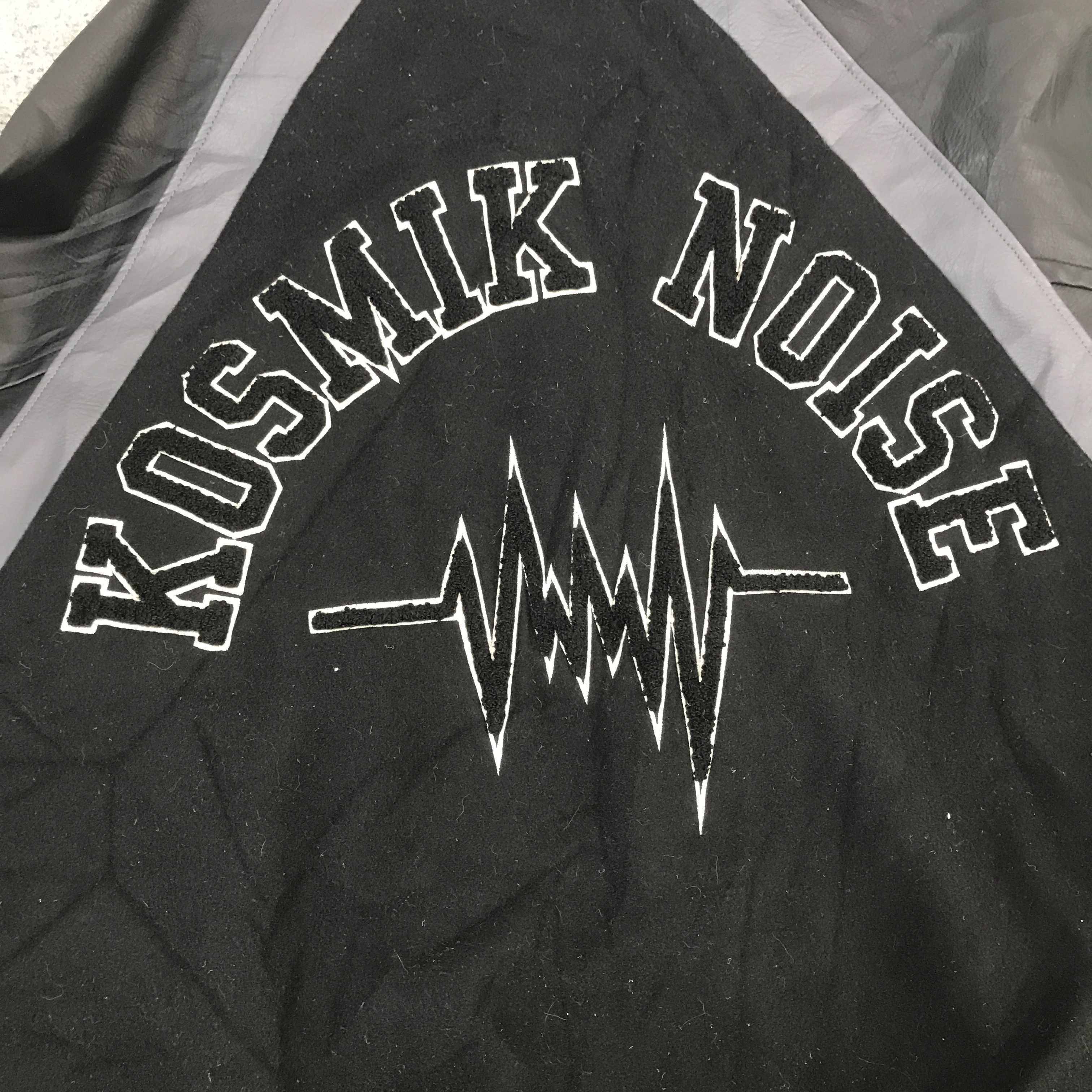 GU × Undercover Undercover x Gu Varsity kosmik noise snap Button jacket Size US M / EU 48-50 / 2 - 11 Thumbnail