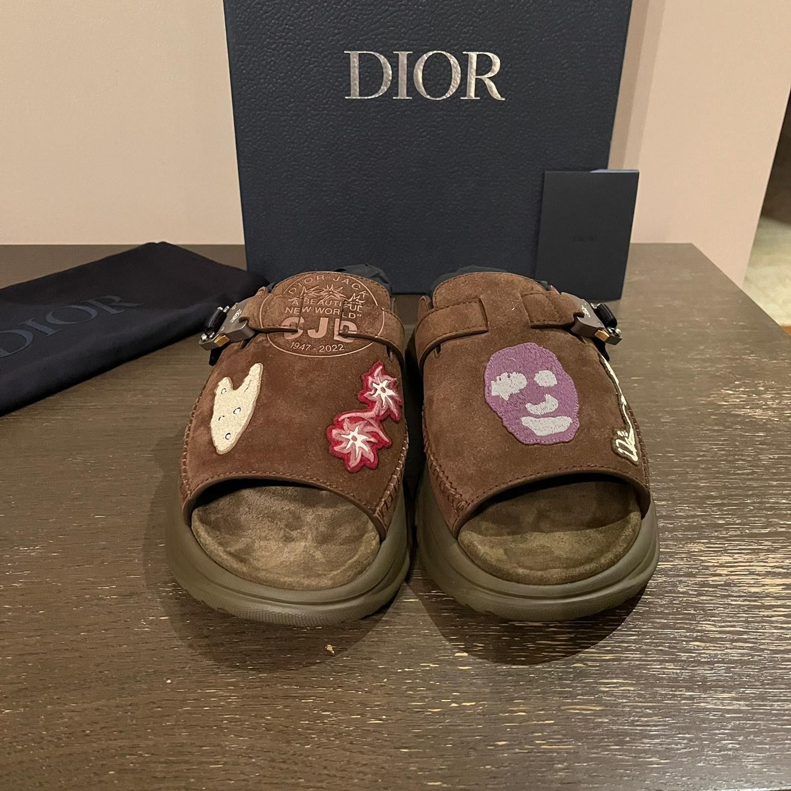 Dior × Travis Scott Q.1 Cactus Jack H-Town Sandals Suede Embroidered in Brown Size US 9 / EU 42 - 6 Thumbnail