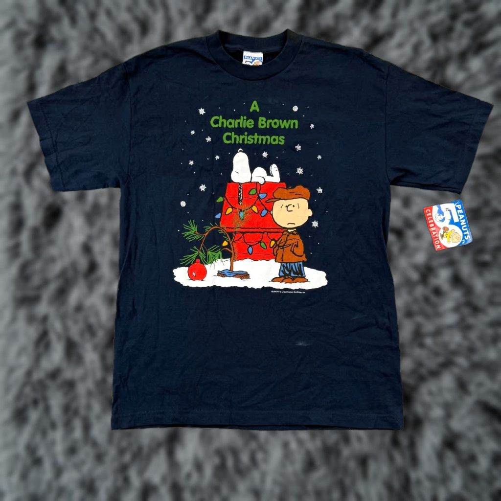 Peanuts VINTAGE Peanuts T-Shirt Shirt Short Sleeve 90s Christmas 1990s Blue Cotton Adult Large Mens Mens Size US L / EU 52-54 / 3 - 1 Thumbnail