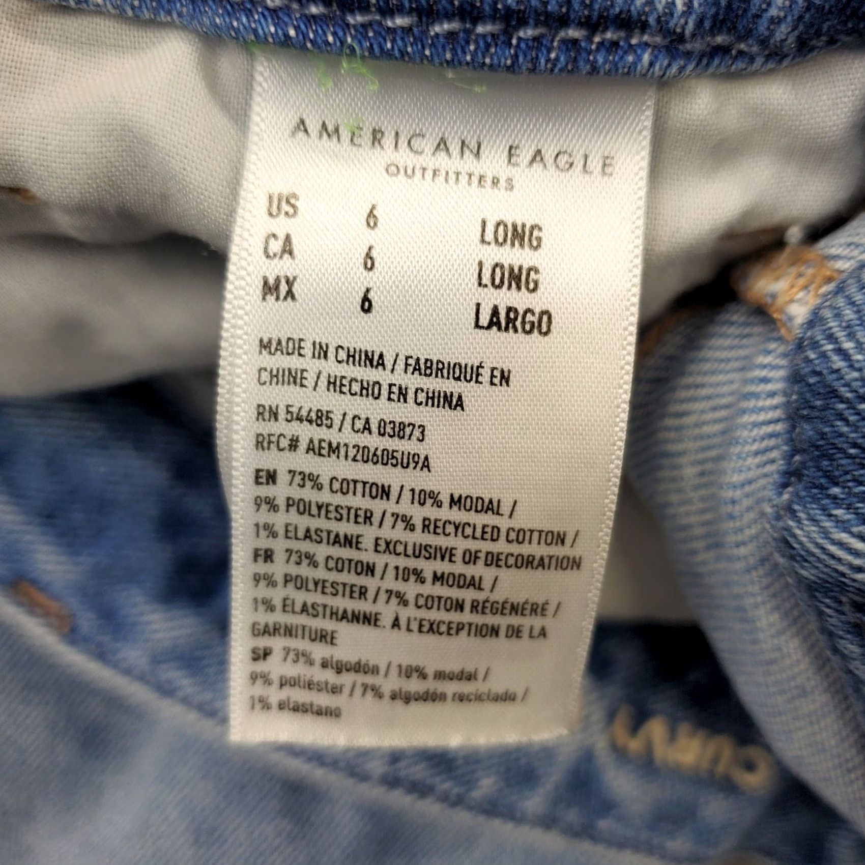 American Eagle Outfitters American Eagle Outfitters Jeans Womens Size 6 Blue Denim Straight 5-Pocket Regular Waist 29.5 Inseam Flat Front Ripped Size 28" / US 6 / IT 42 - 6 Thumbnail