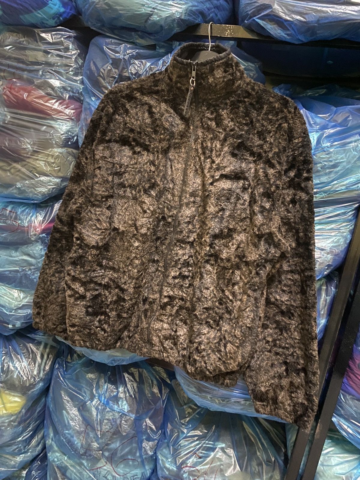 Designer Vintage Anna Sui Faux Fur Zip-Up Jacket Made in USA Size US M / EU 48-50 / 2 - 4 Thumbnail