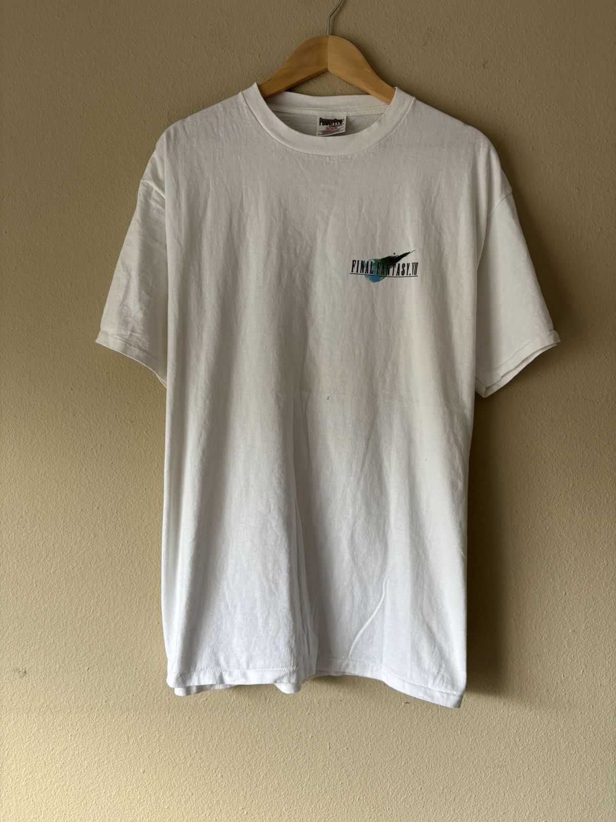 Vintage Final Fantasy Cloud tee Size US XL / EU 56 / 4 - 2 Thumbnail