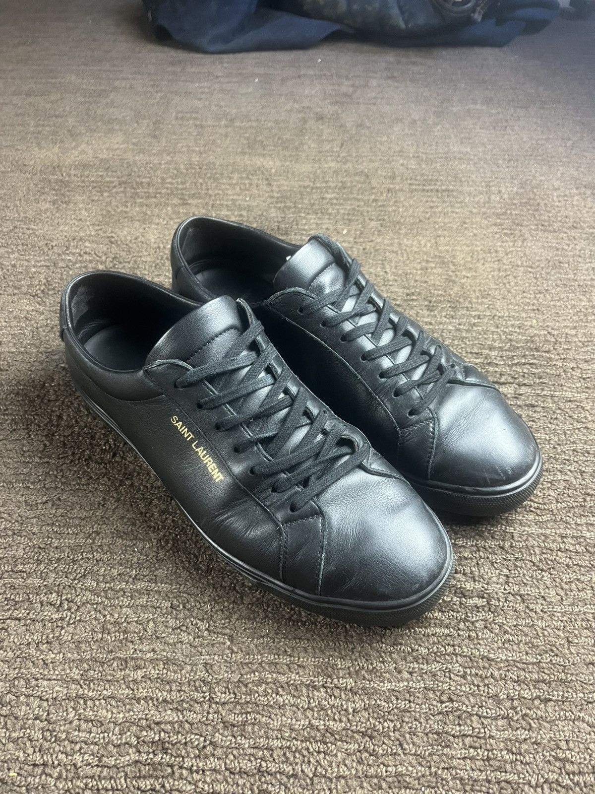 Saint laurent black leather low top sneakers