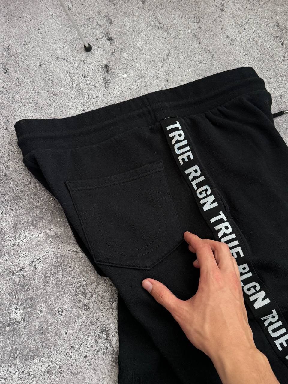 True Religion Vintage True Religion y2k logo baggy pants Size US 32 / EU 48 - 7 Thumbnail