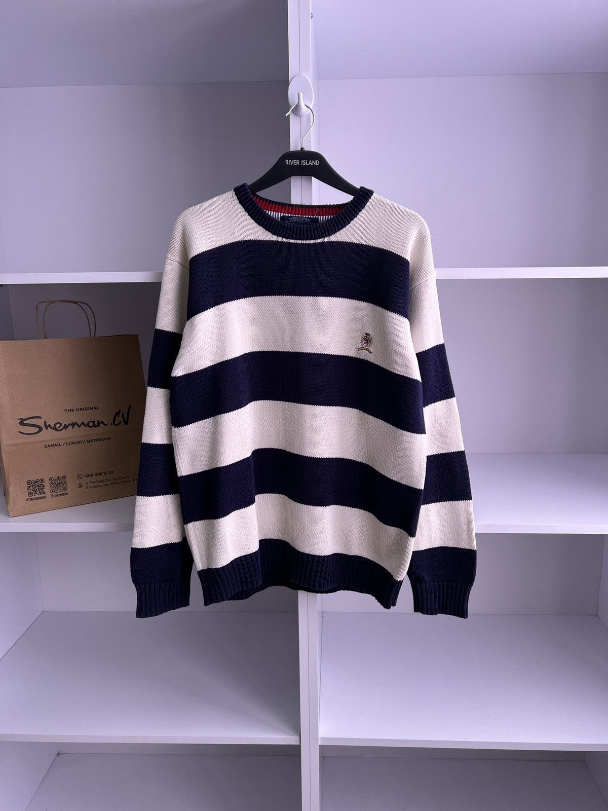 Tommy Hilfiger × Vintage Vintage Tommy Hilfiger Heavy Knitted Striped Sweater Size US L / EU 52-54 / 3 - 2 Thumbnail