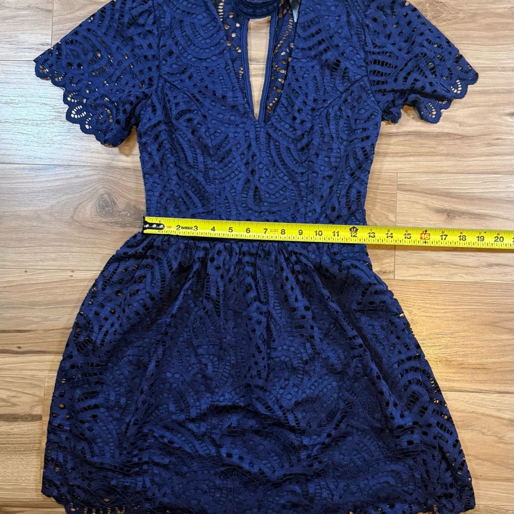 J Brand Women’s Navy Lace Dress Size 3 Size S / US 4 / IT 40 - 5 Thumbnail
