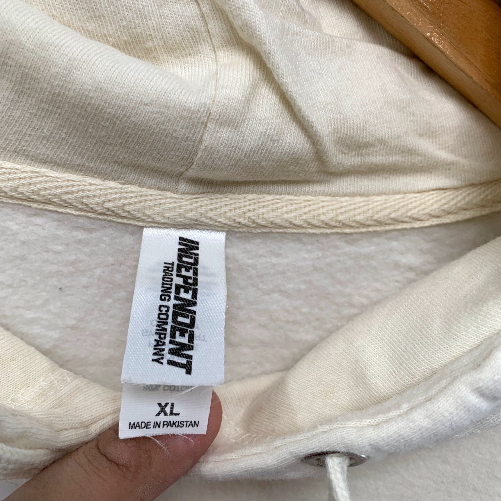 Vintage Raising Canes Time Square New York Hoodie Sweatshirt Mens XL Beige Hooded Size US XL / EU 56 / 4 - 6 Thumbnail