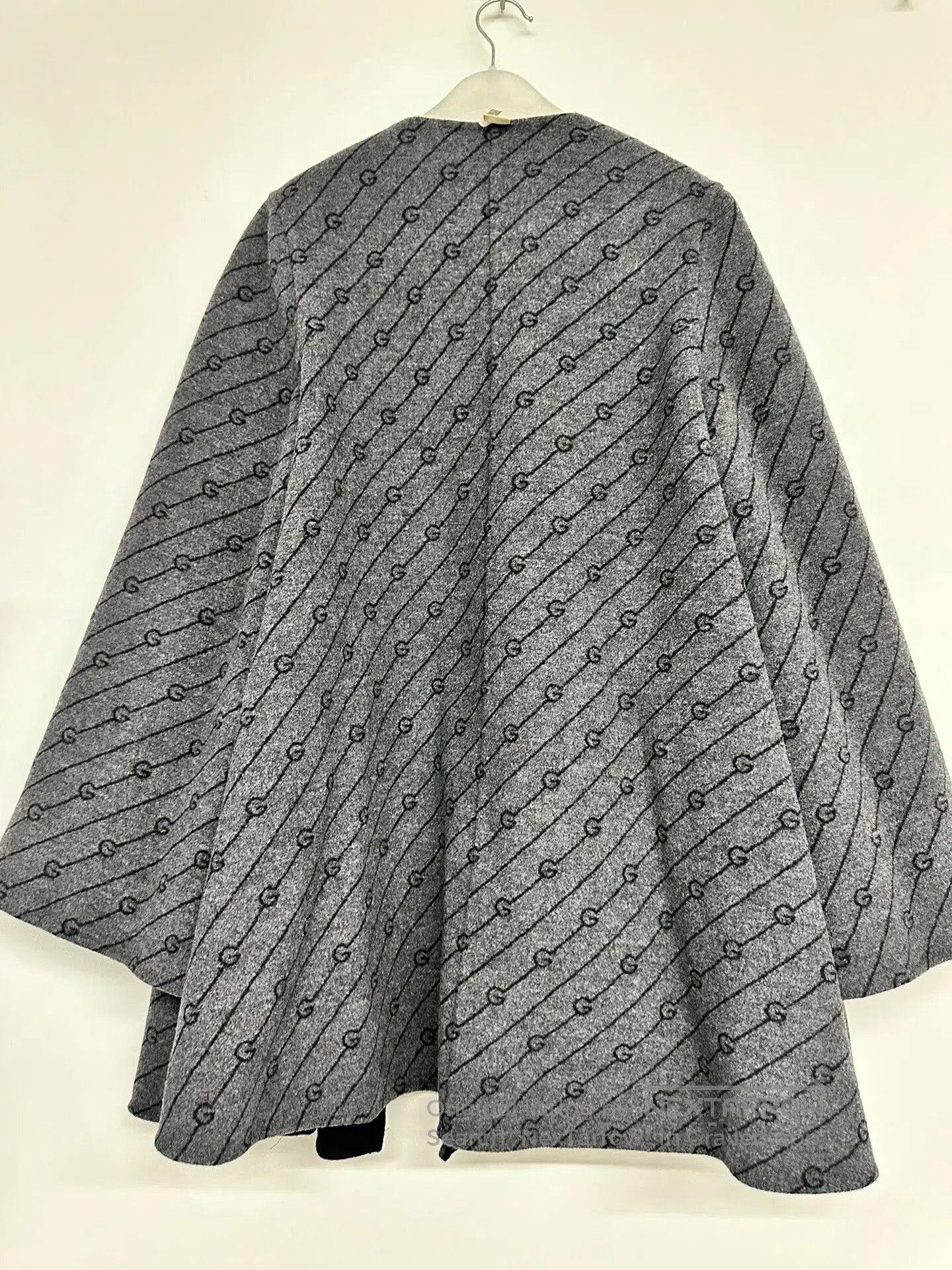 Gucci Gucci Reversible All. Size XS / US 0-2 / IT 36-38 - 2 Thumbnail