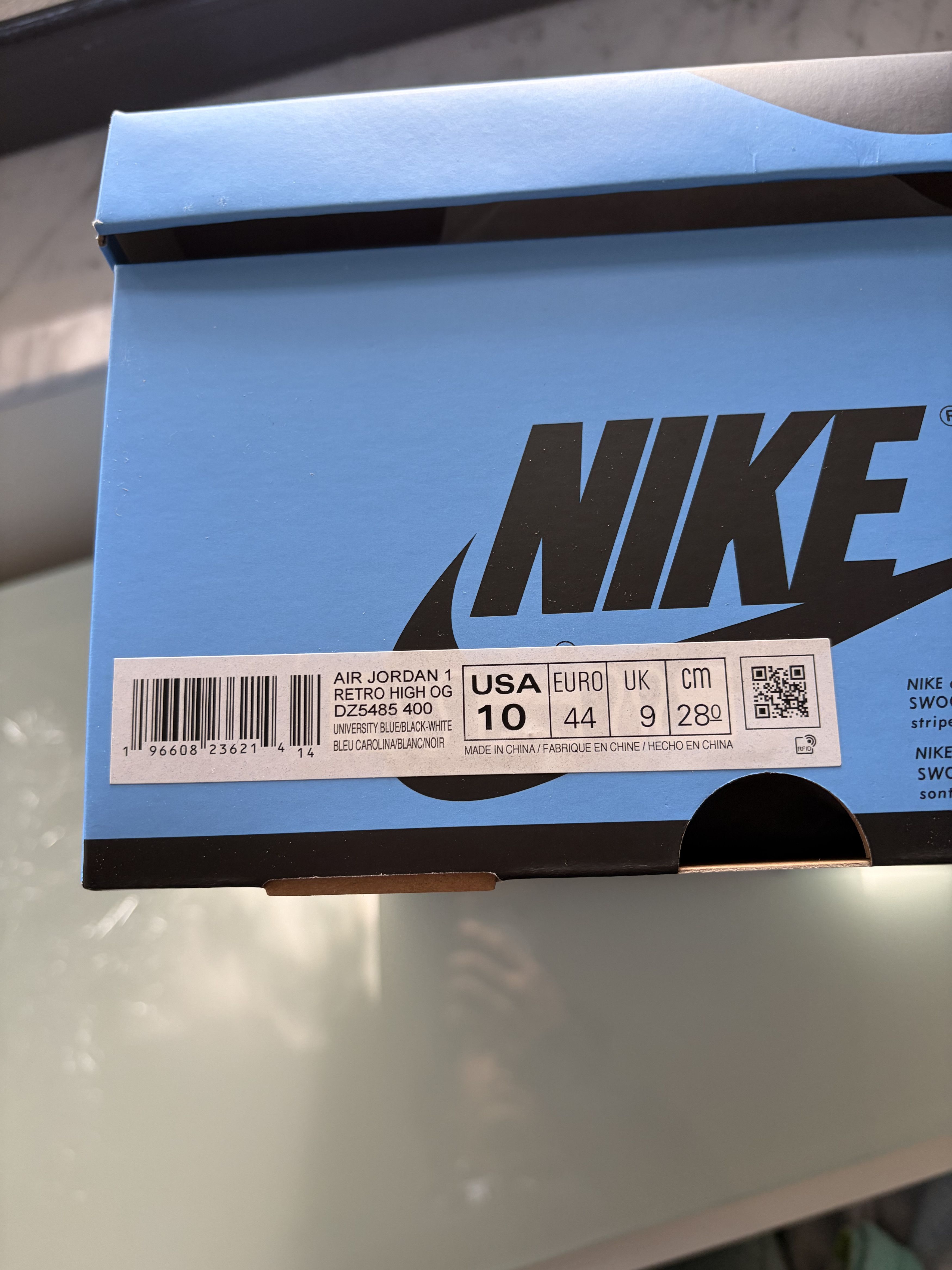 Jordan Brand Jordan 1 Retro High OG UNC Toe Size US 10 / EU 43 - 8 Thumbnail
