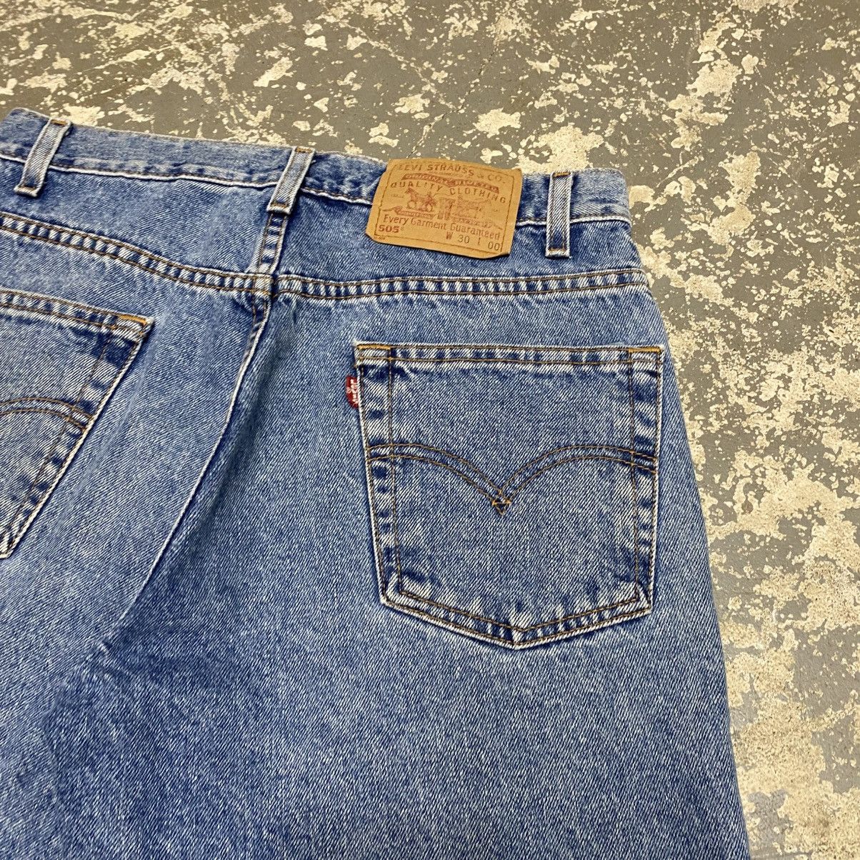 Levi's × Vintage Vintage Levi’s 505 Blue Denim Jean Shorts Jorts 90s Size US 30 / EU 46 - 11 Thumbnail
