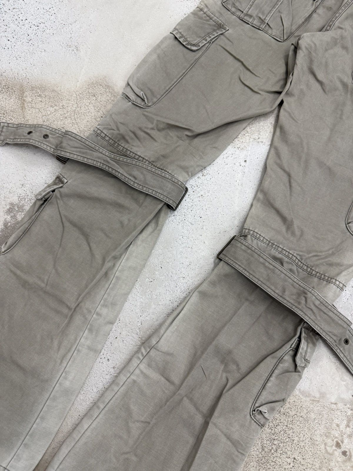 Issey Miyake × Tete Homme Tete Homme Japan Two Tones Faded Bondage Cargo Flared Pants Size US 30 / EU 46 - 16 Thumbnail