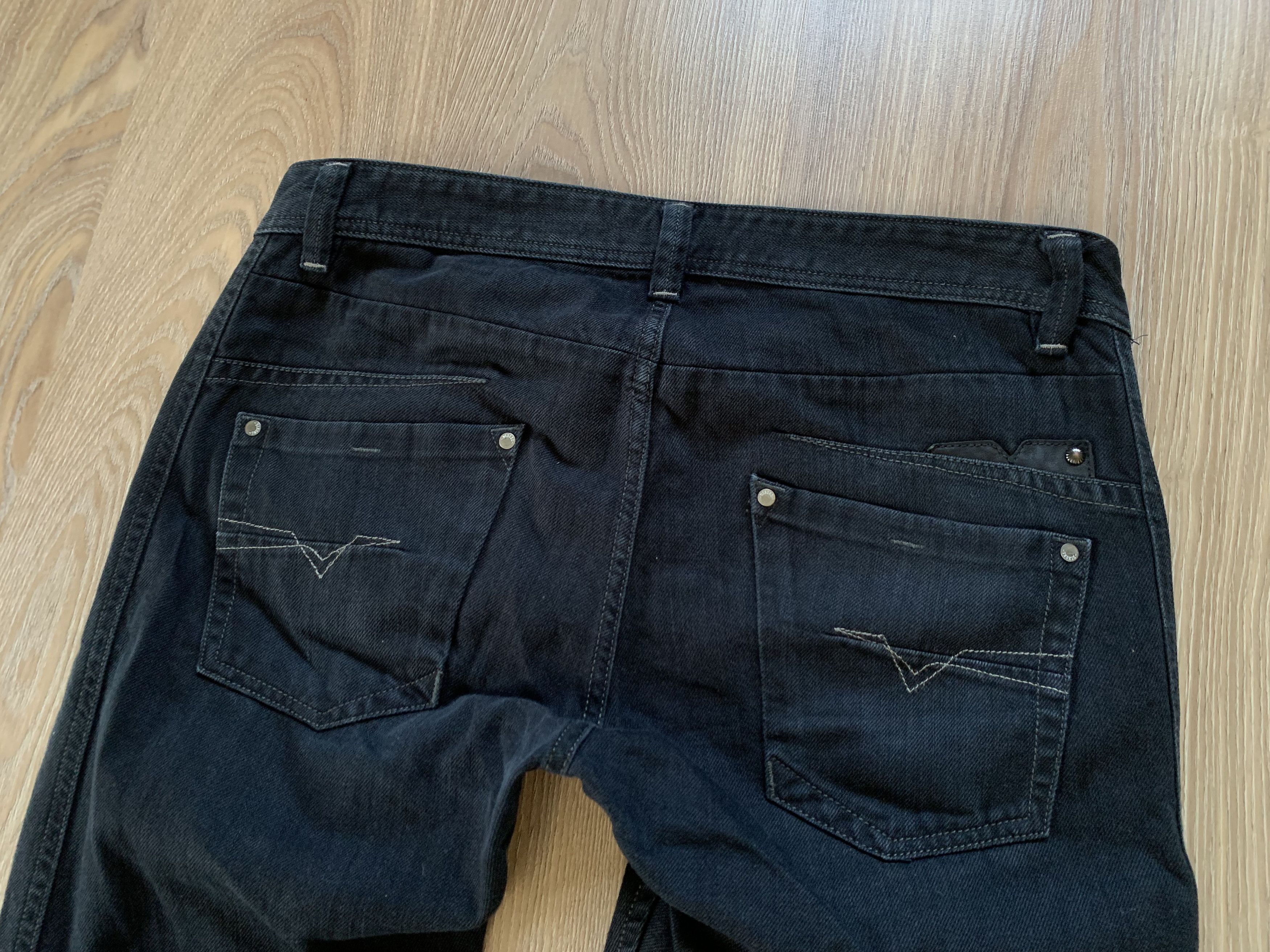 Diesel Diesel Darron Regular Slim Tapered Jeans Size US 33 - 6 Thumbnail