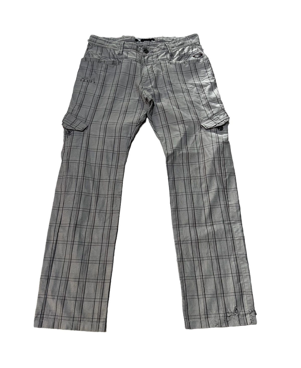 image of Oakley ‘O Hydrolix’ Cargo Pants in Light Grey, Men's (Size 34)