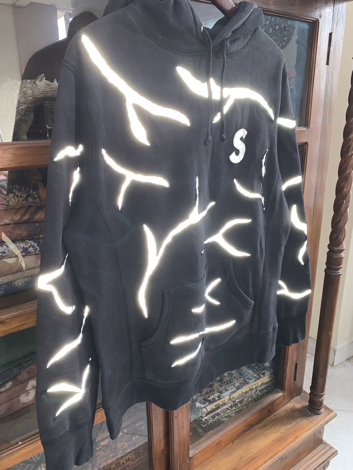 Supreme 🔥SOLD🔥Supreme Logo S Reflective Custom Size US M / EU 48-50 / 2 - 3 Thumbnail