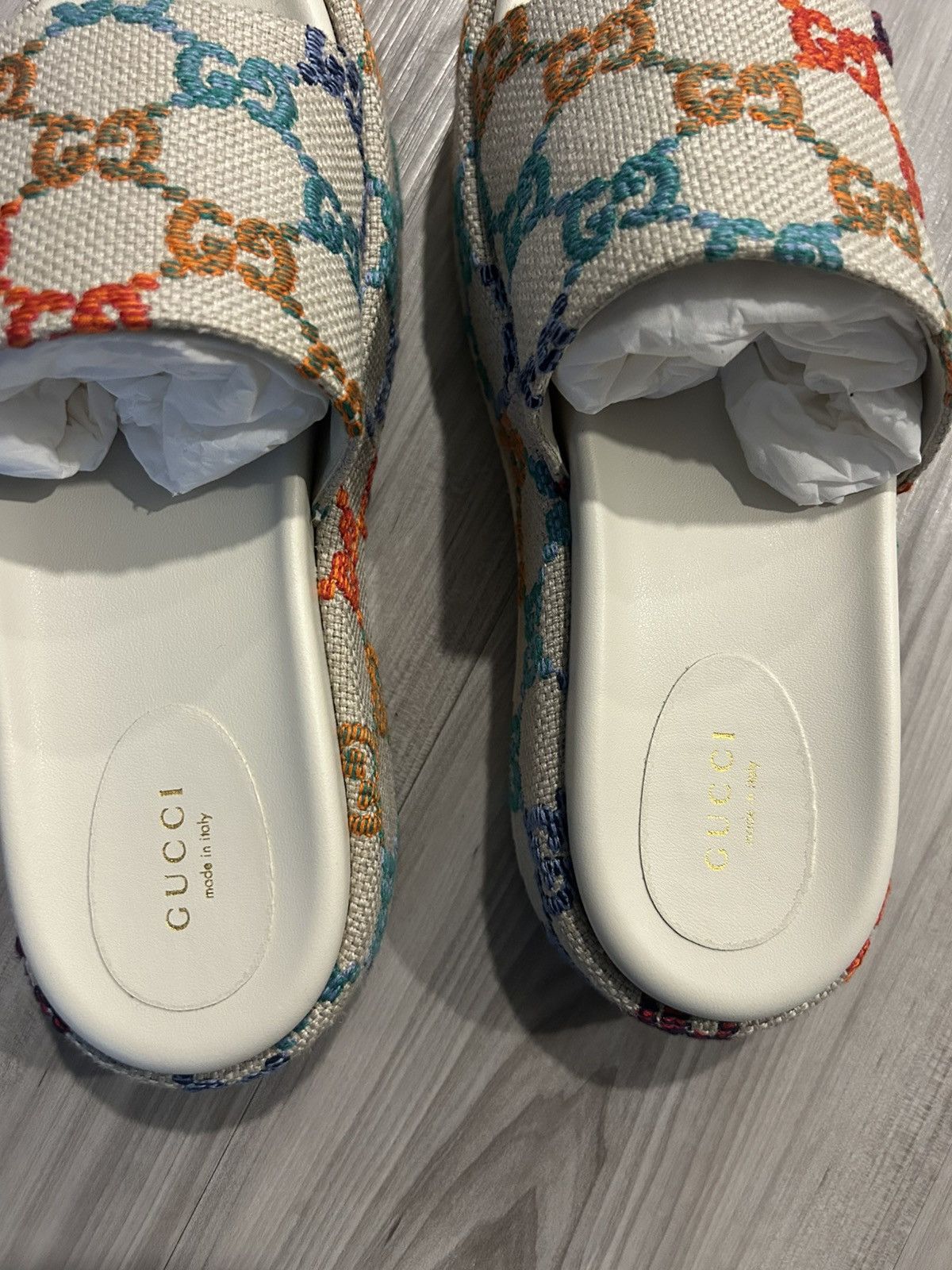 Gucci Gucci Colorful Logo Sandals Size US 10 / IT 40 - 9 Thumbnail