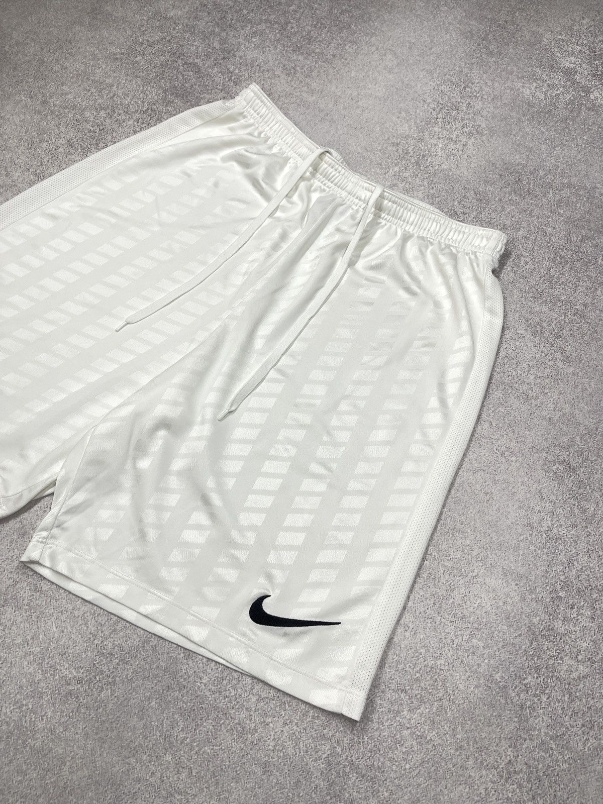 Nike Mens Nike Academy Football Shorts White Drill Y2K TECH ACG Size US 34 / EU 50 - 3 Thumbnail