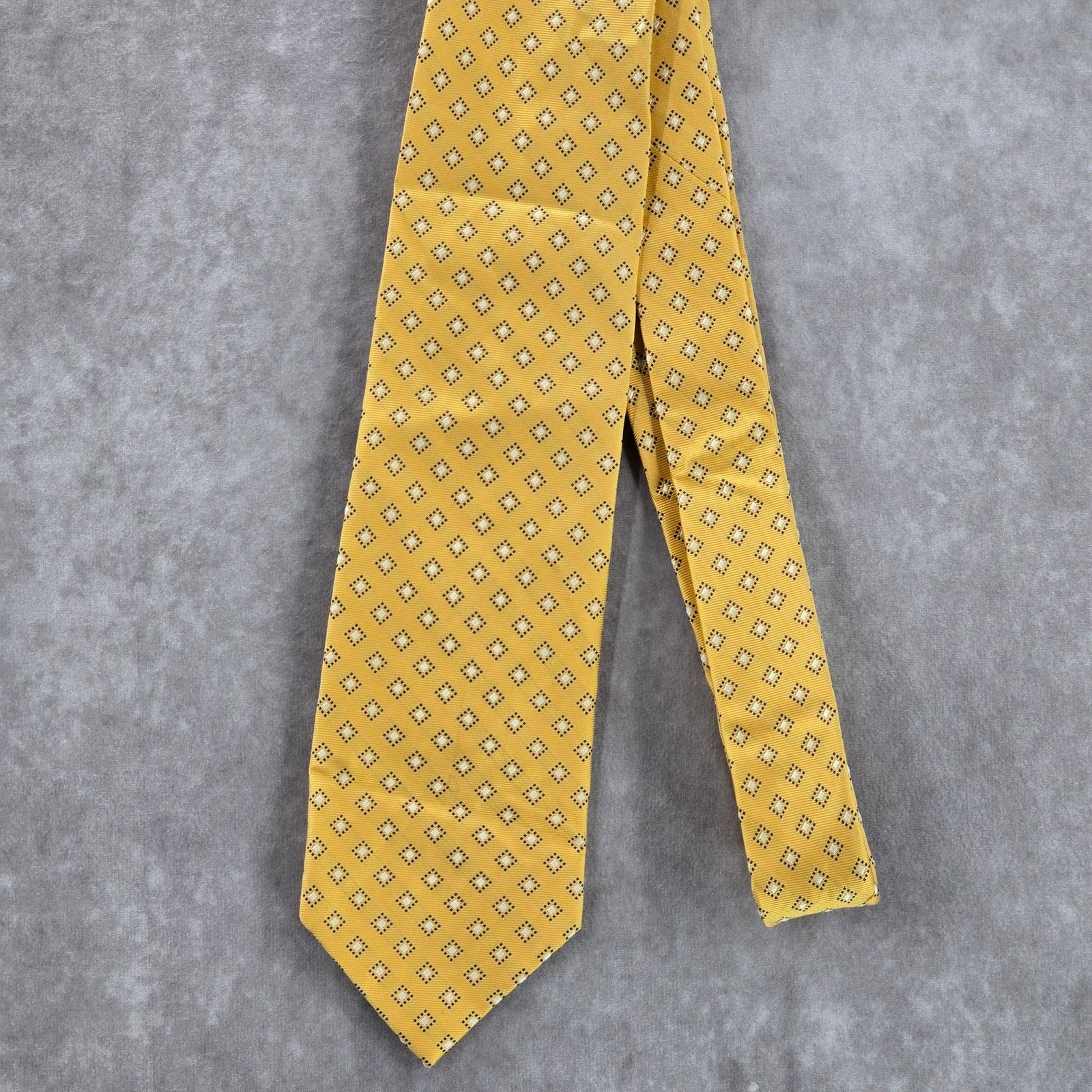 Jos. A. Bank Jos A. Bank Executive Yellow Diamond Geometric Silk Neck Tie Size 30 - 2 Thumbnail